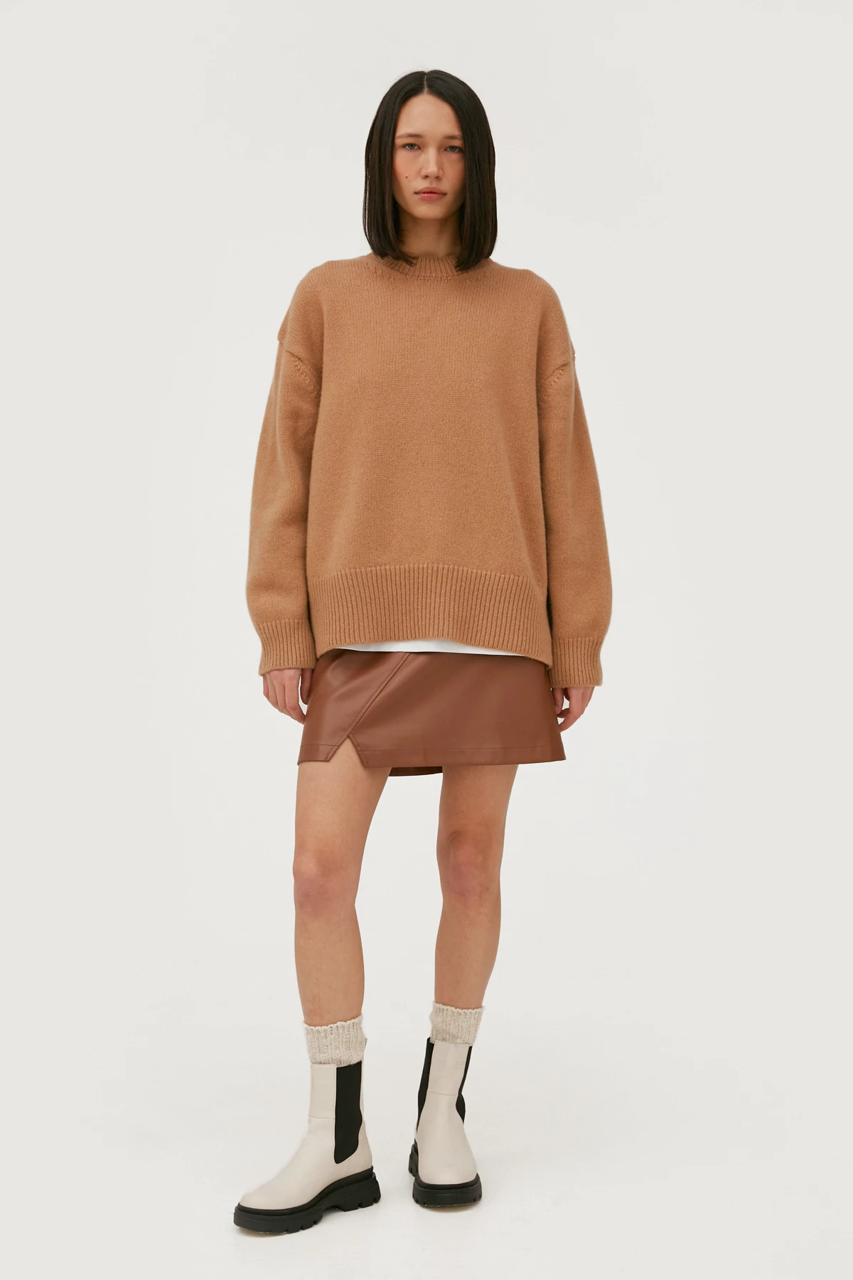 Cashmere caramel loose-fit sweater, photo 2