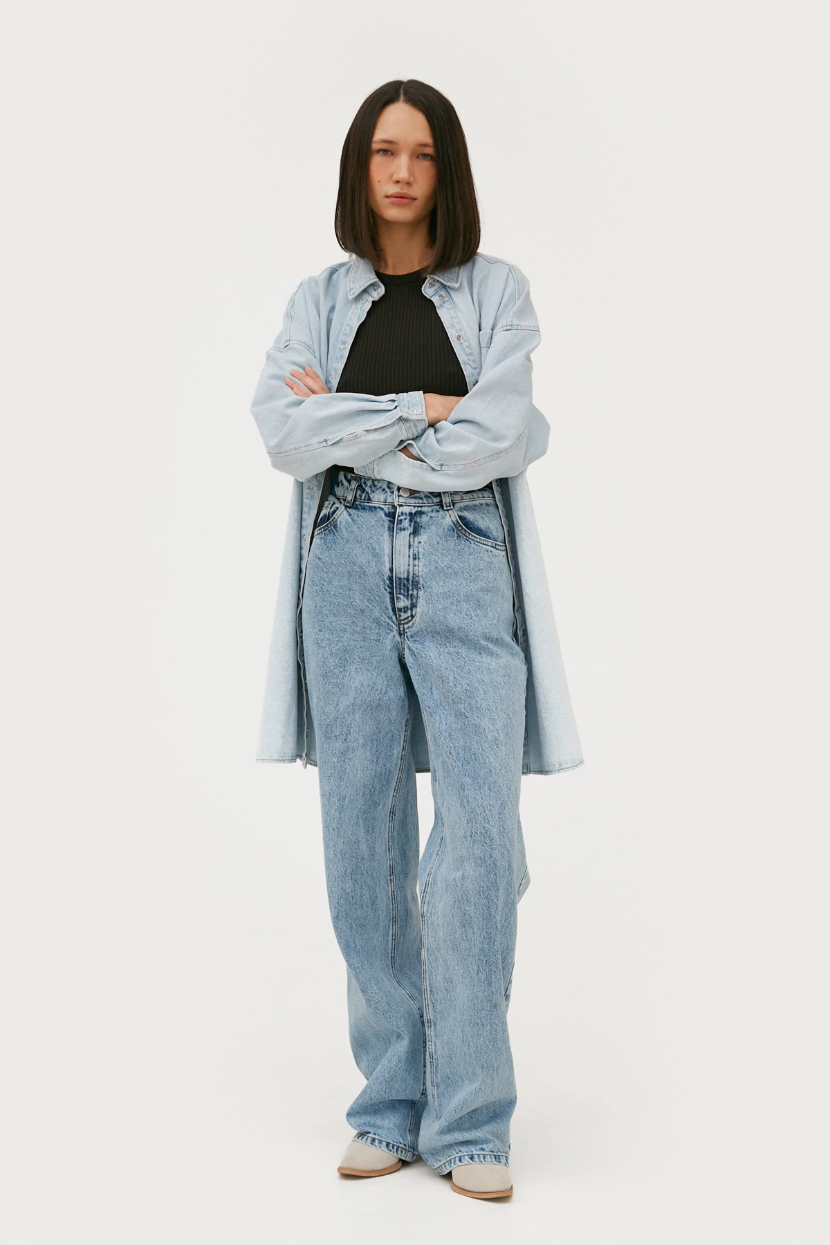 Long straight-cut light blue denim jeans , photo 1