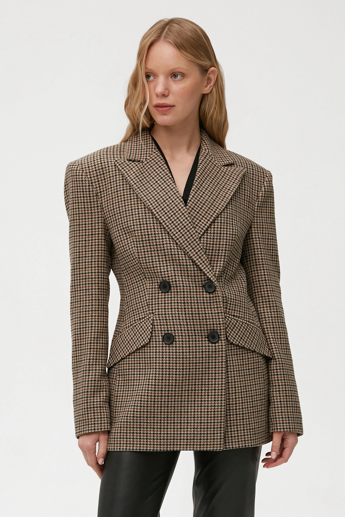 Double-breasted fitted jacket in houndstooth print with wool, photo 1