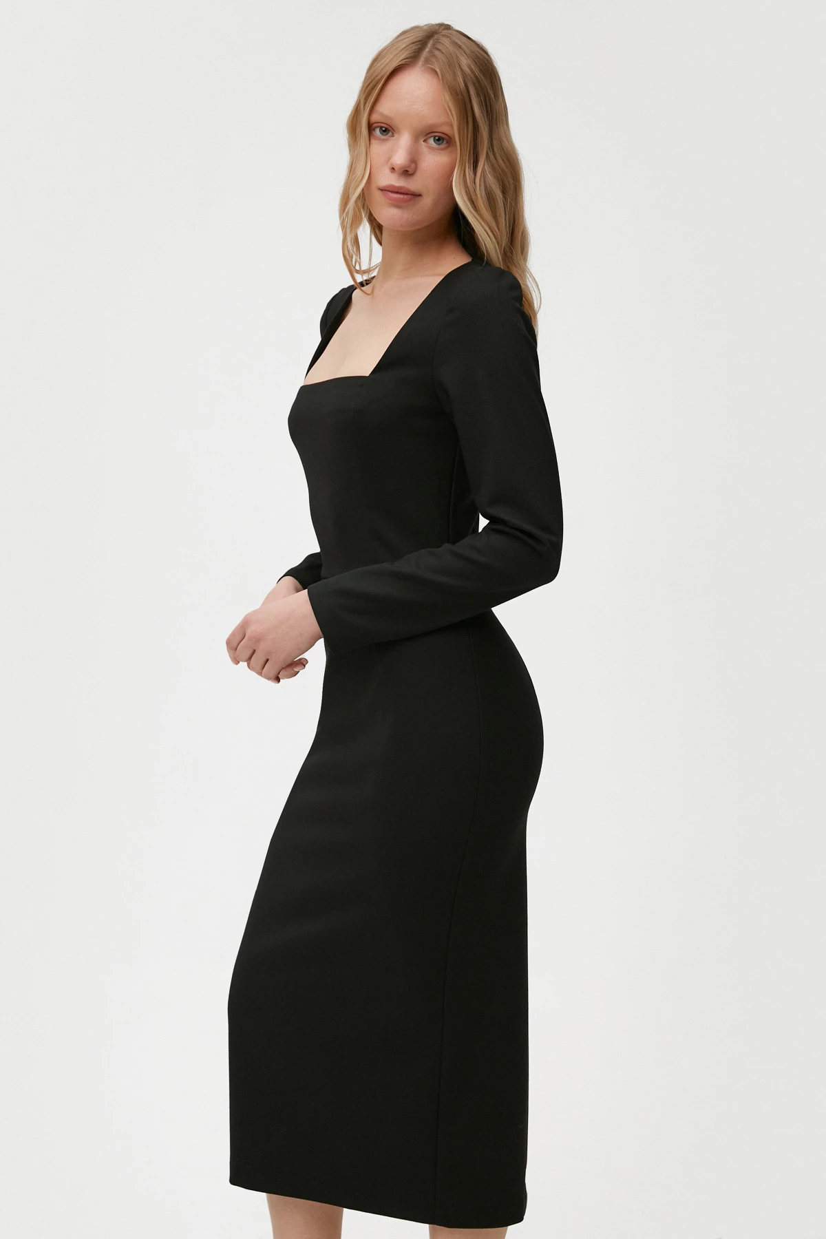Приталена сукня міді з чорної костюмної тканини з вовною, фото 2