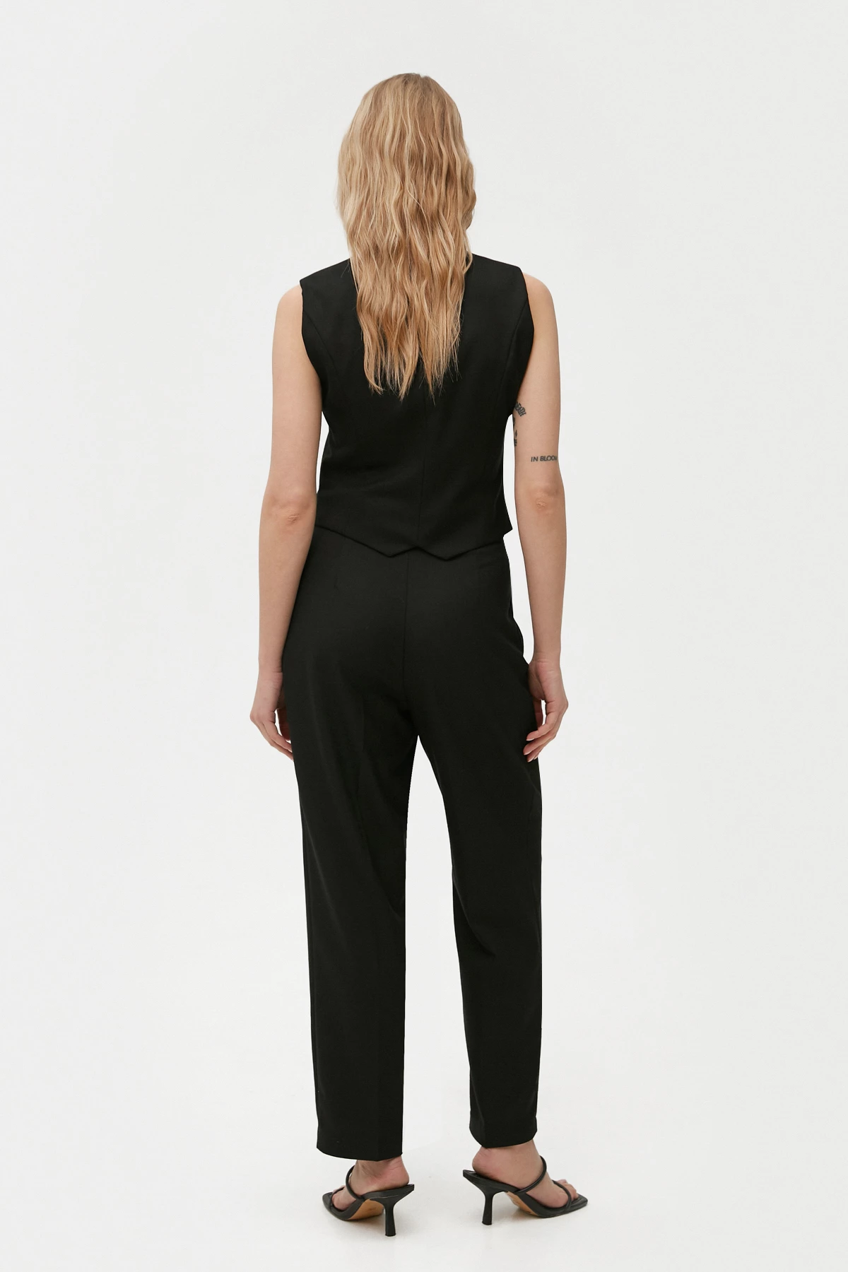 Tapered black pants made of suiting fabric with wool, photo 4