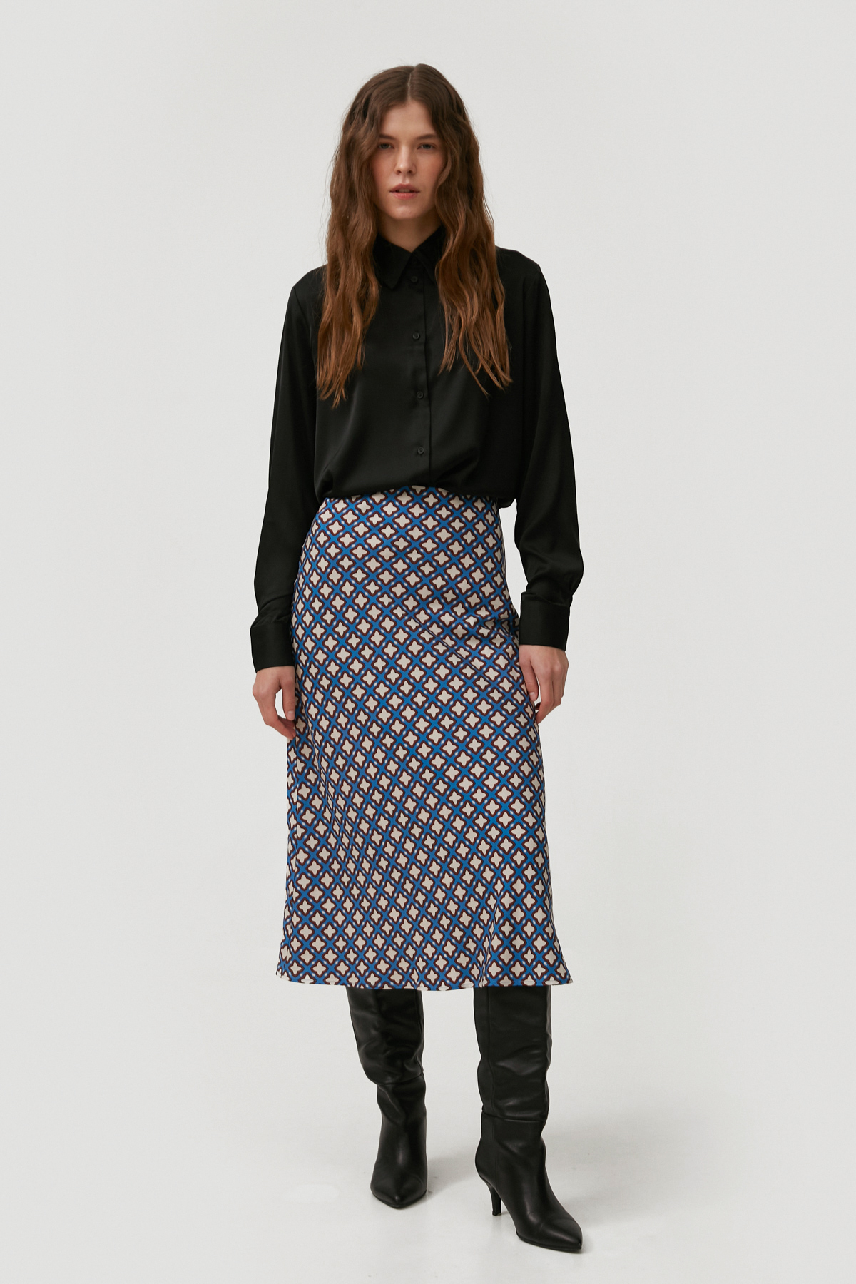 Blue midi tencel skirt with geometric print, photo 2