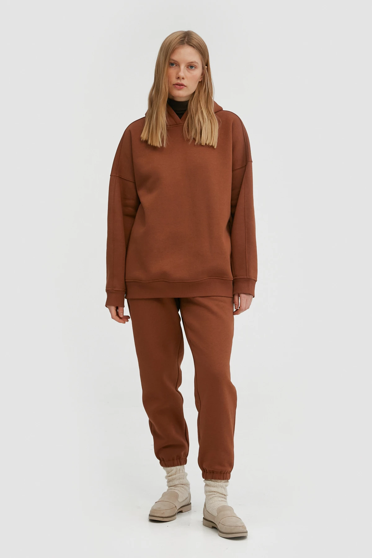 Chocolate cropped jersey joggers with fleece, photo 1