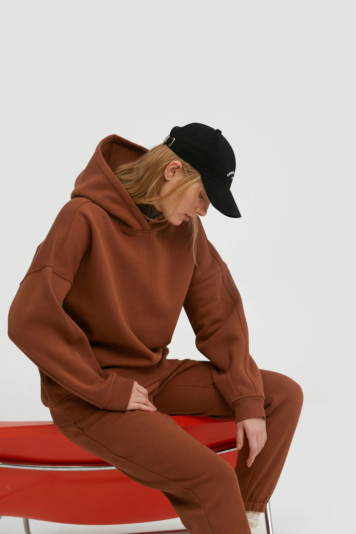 Chocolate loose-fit jersey hoodie with fleece, photo 6