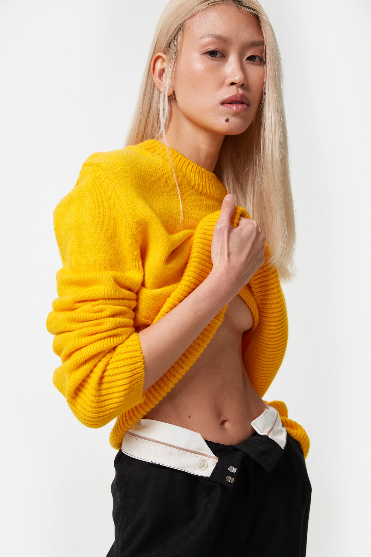 Жовтий в'язаний базовий светр з вовни, фото 4