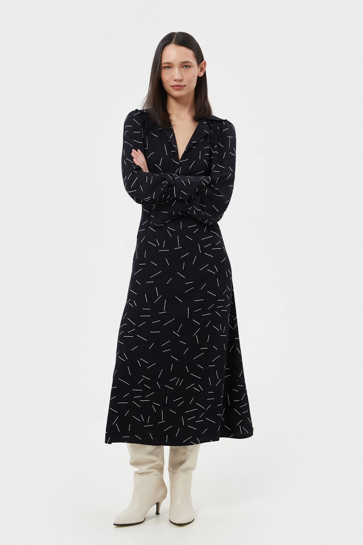 Black viscose midi dress in geometric print, photo 2