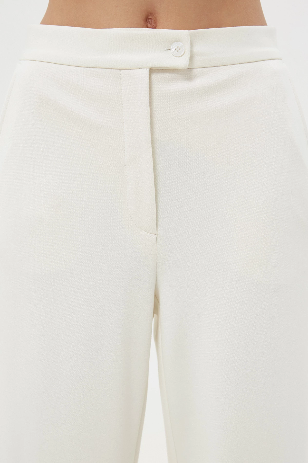 Молочні вільні вкорочені штани з трикотажу з віскозою, фото 3