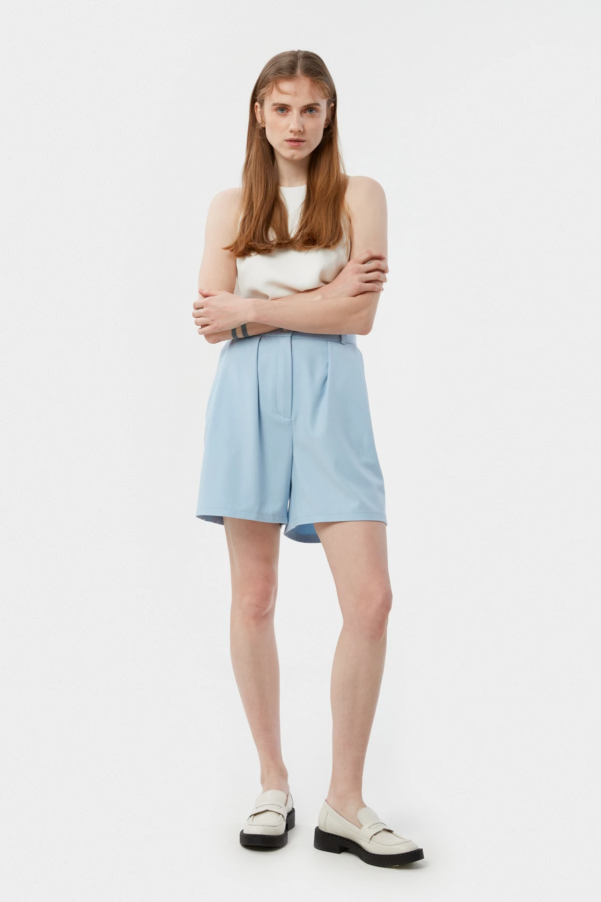 Baby blue loose fit shorts made of suit fabric with viscose, photo 4
