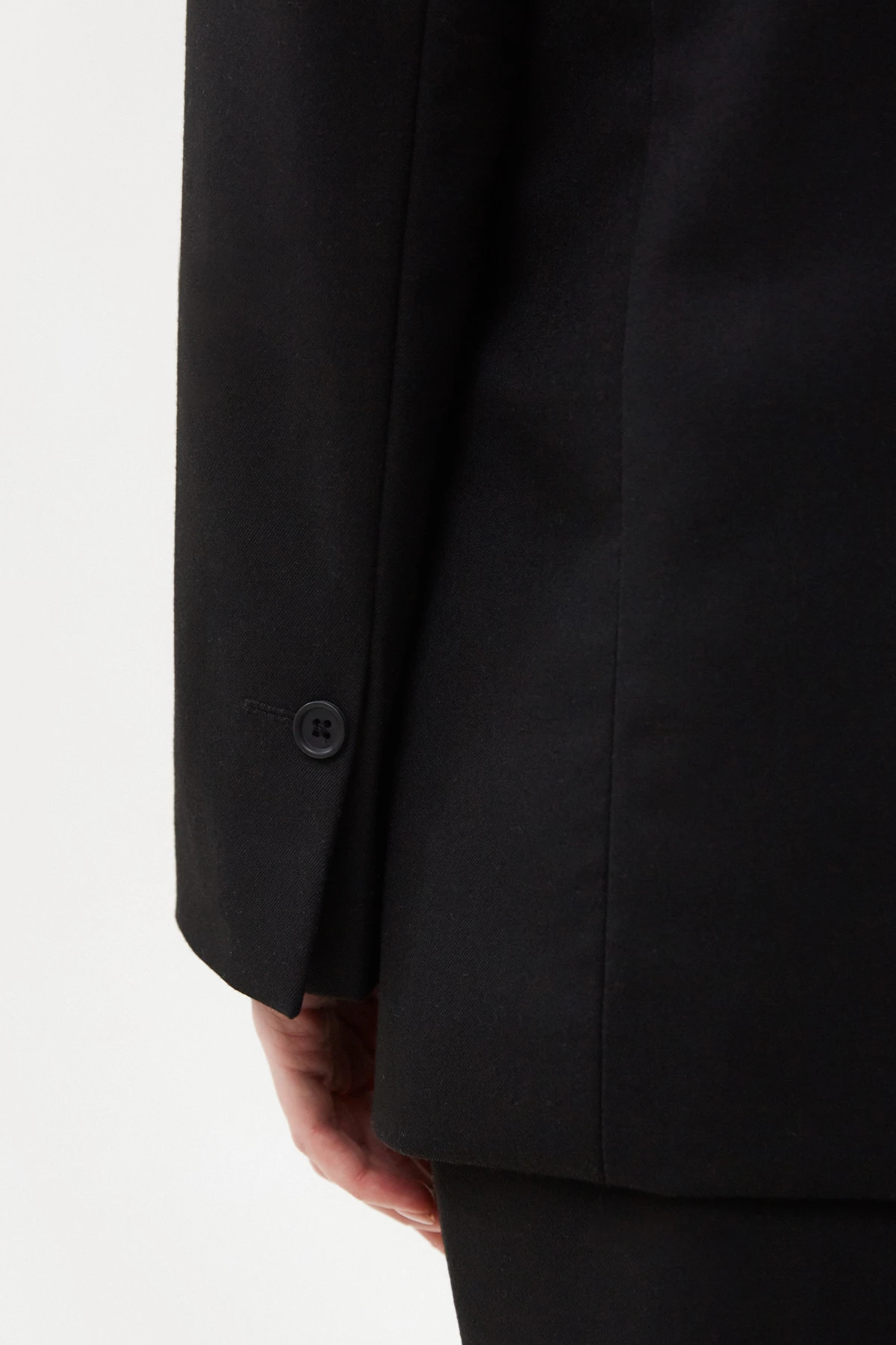Черный однобортный прямой жакет из костюмной ткани с вискозой, фото 3