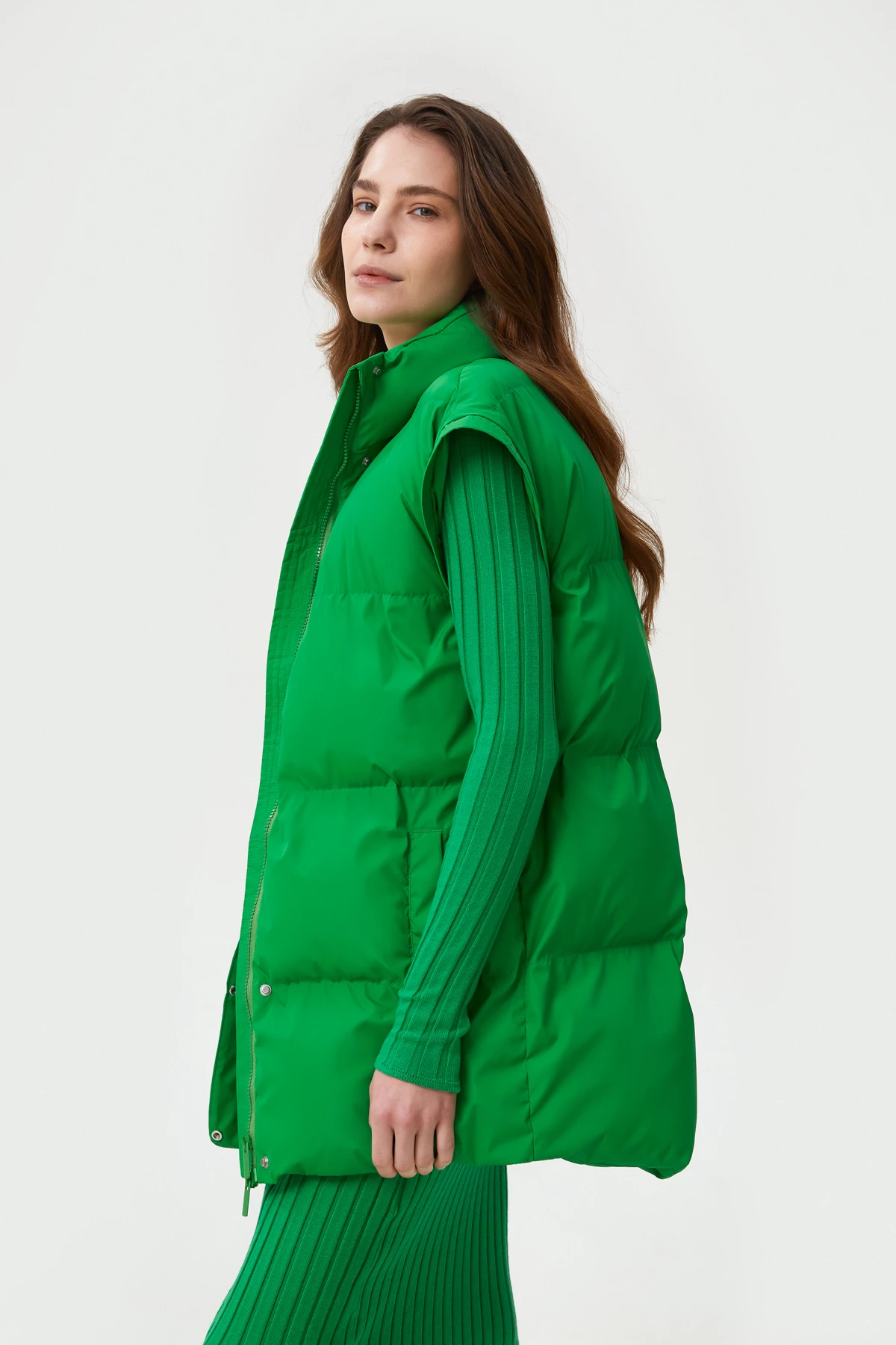 Straight green quilted vest, photo 1