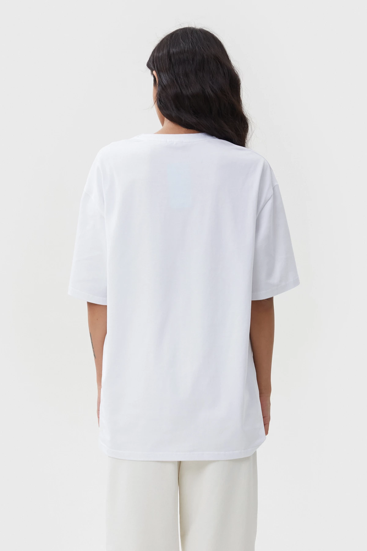 Біла унісекс-футболка "Fearlessness" з трикотажу , фото 4
