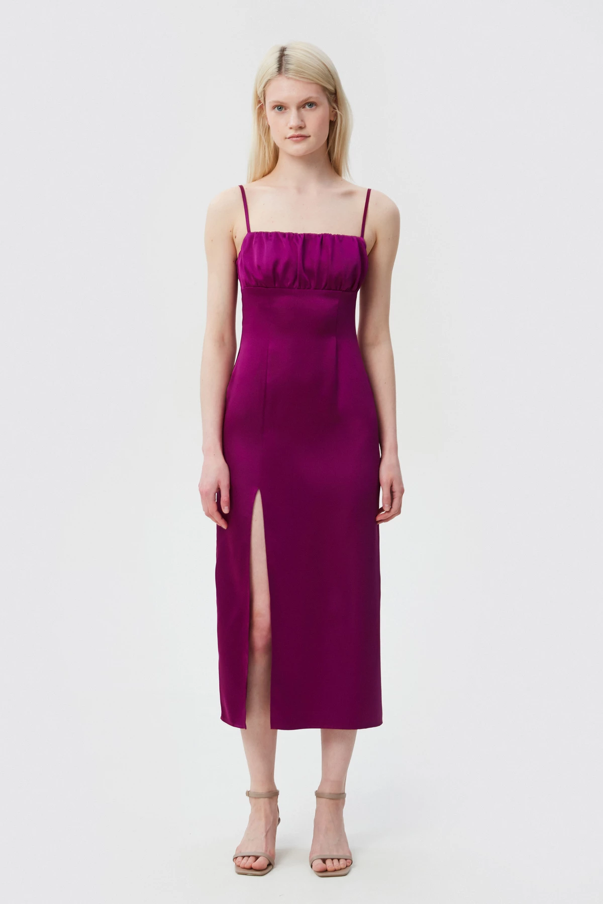 Платье-комбинация длинное миди цвета фуксия из сатина, фото 1