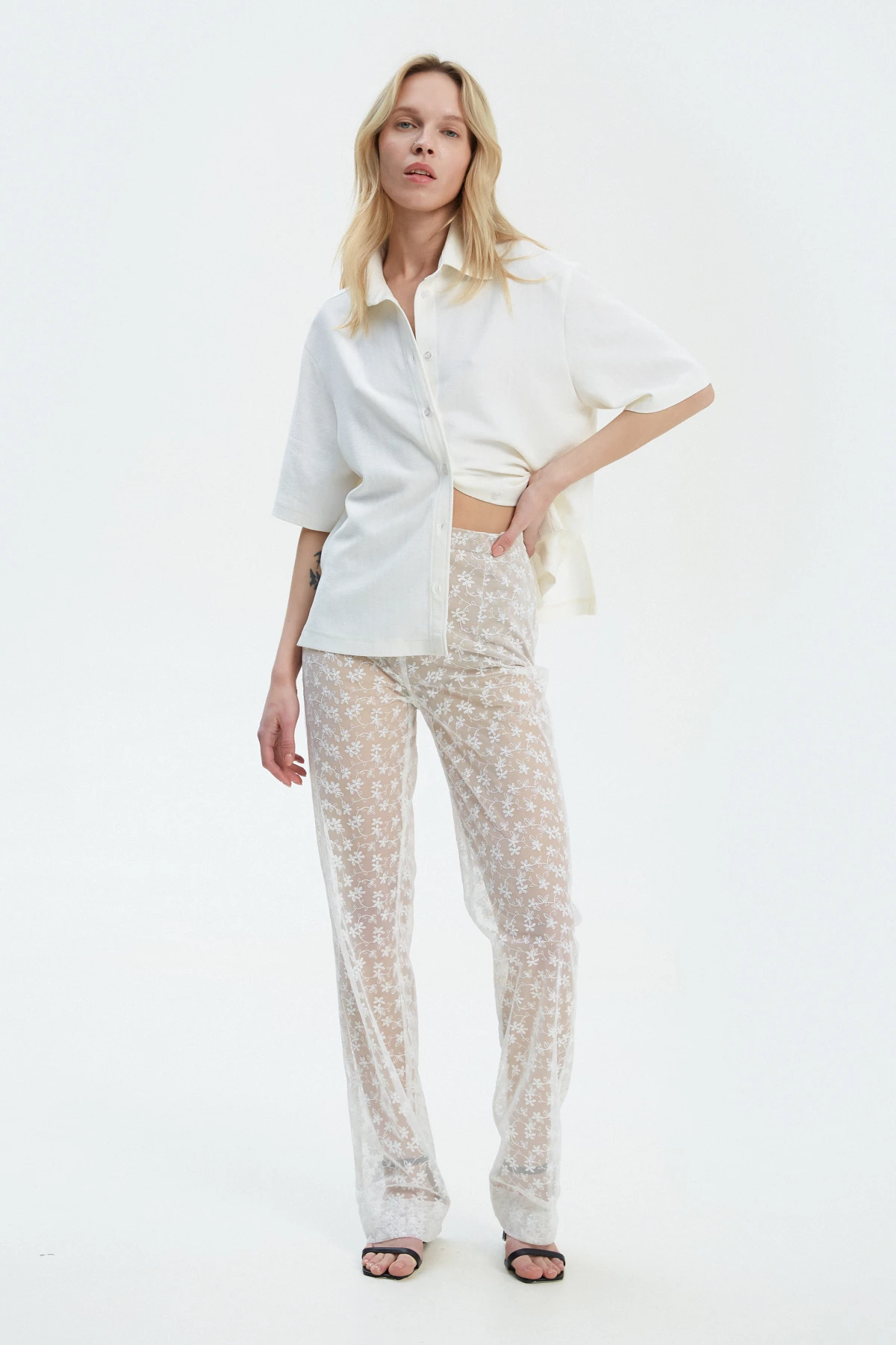 Milky flared lace pants, photo 1