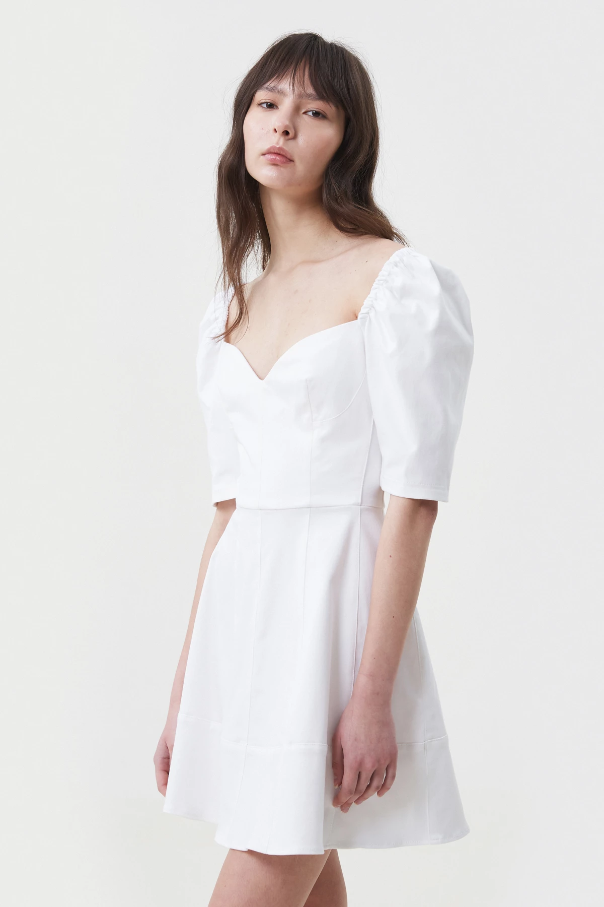 Біла коротка сукня з котону, фото 1