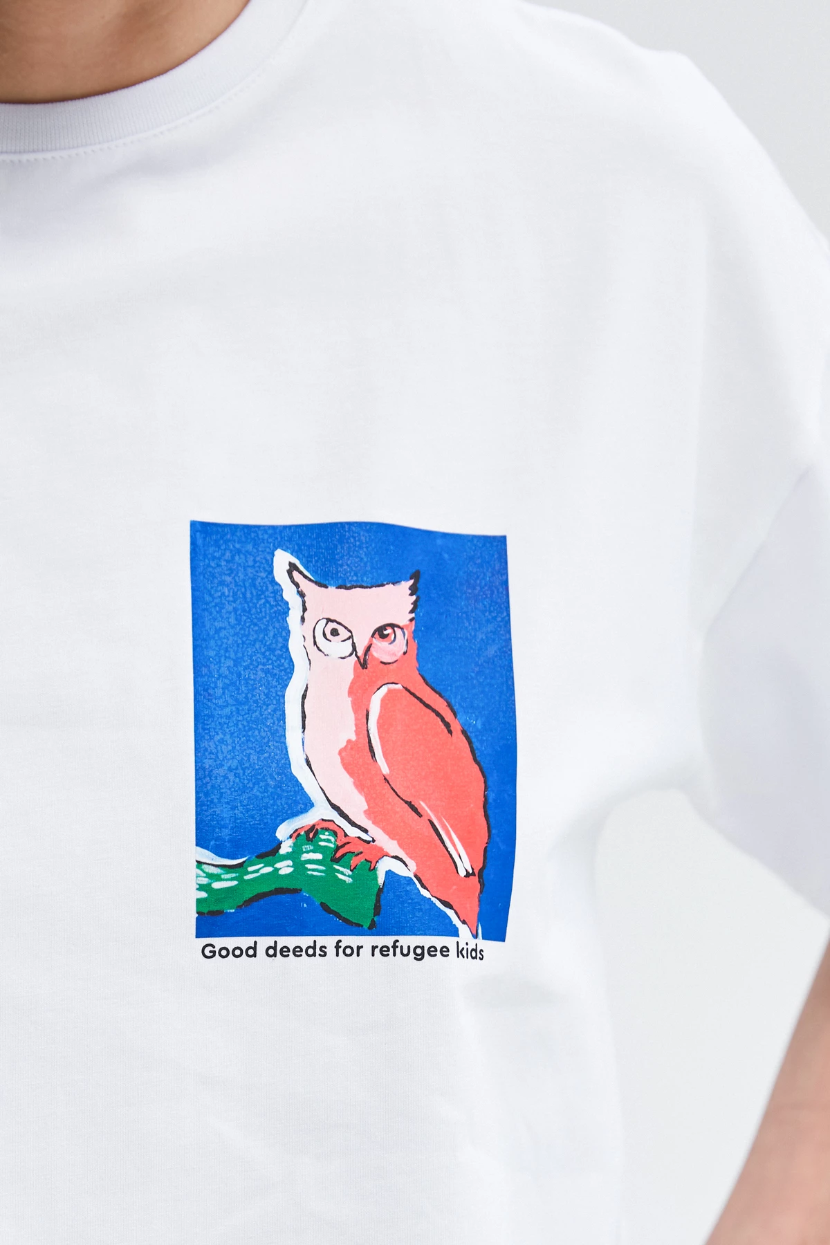 White charity T-shirt "Owl" MUST HAVE x Deeds4kids, photo 3
