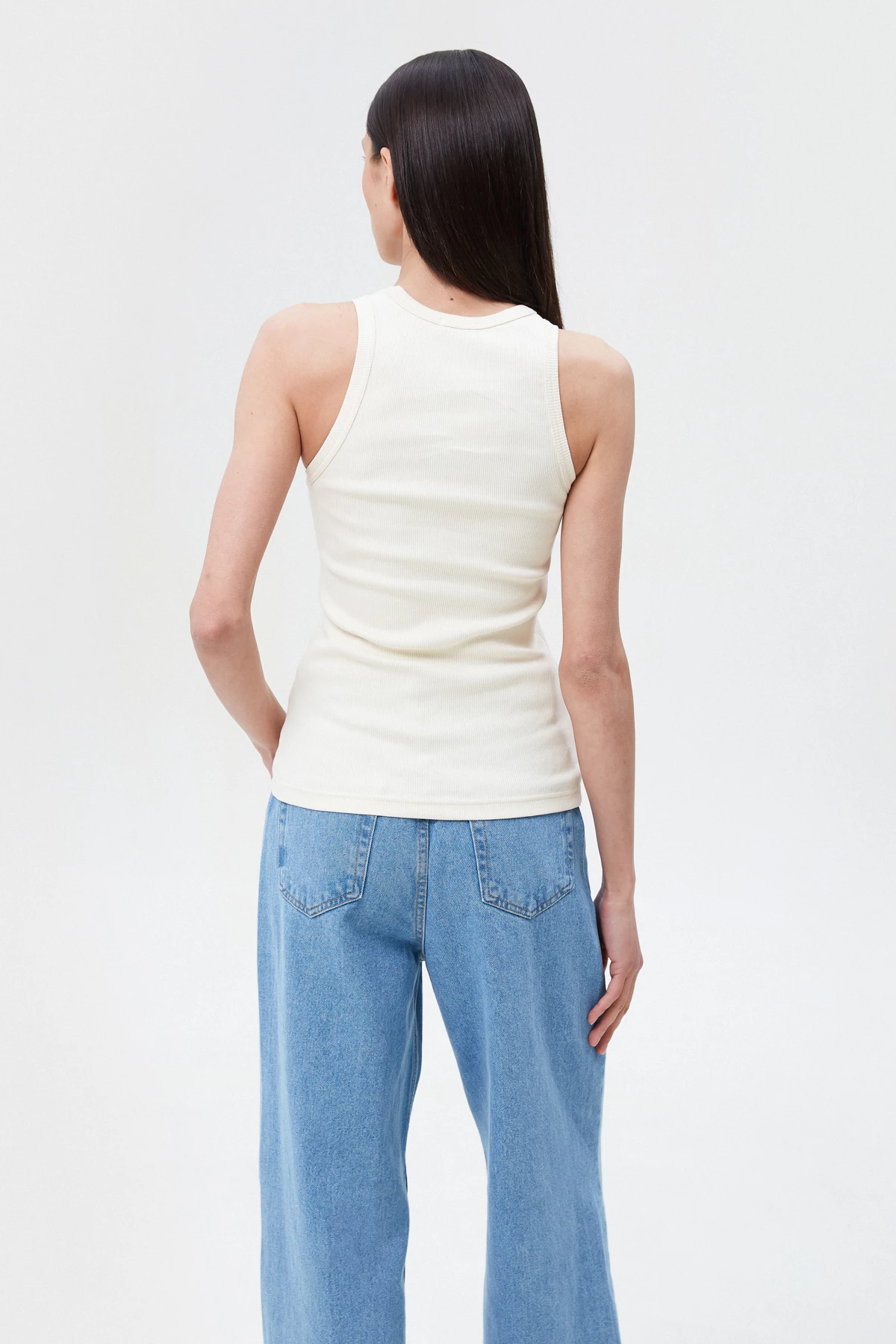 Milky cotton ribbed tank top with an oval neckline, photo 4