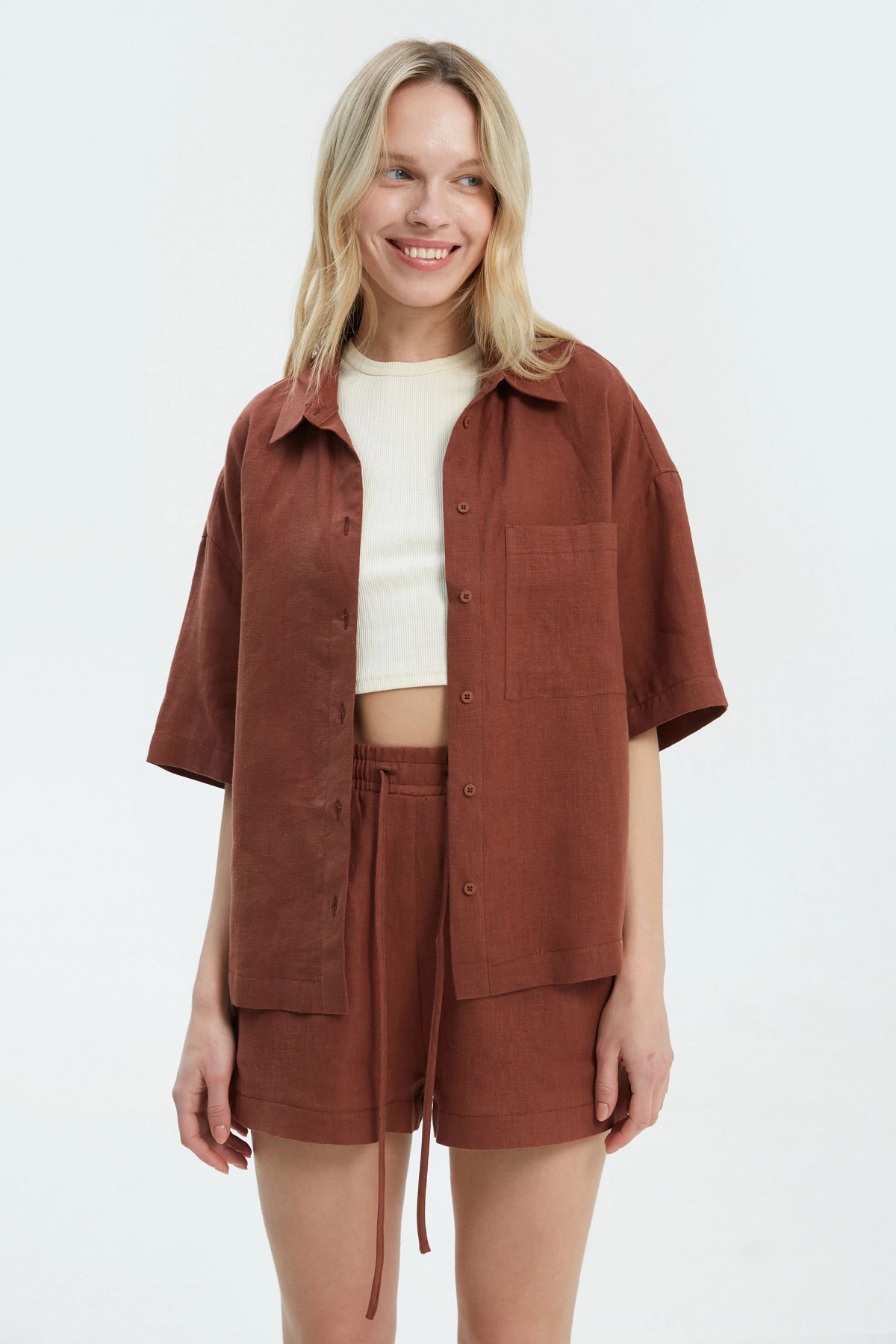 Chocolate linen shirt with elbow length sleeves, photo 1