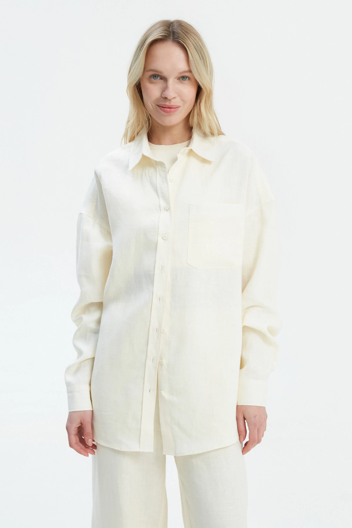 Milky loose-fit shirt made of 100% linen, photo 1
