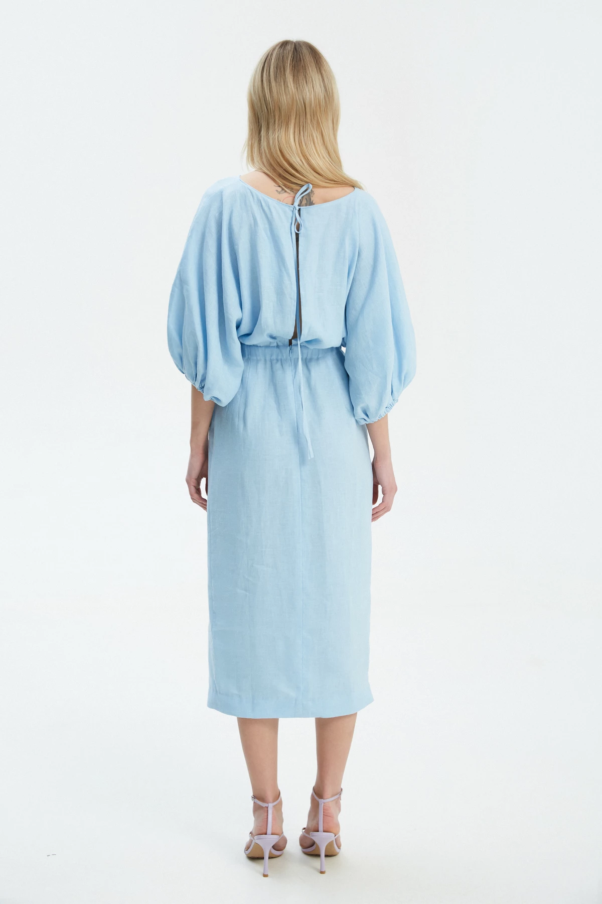 Blue linen midi dress with voluminous top, photo 4