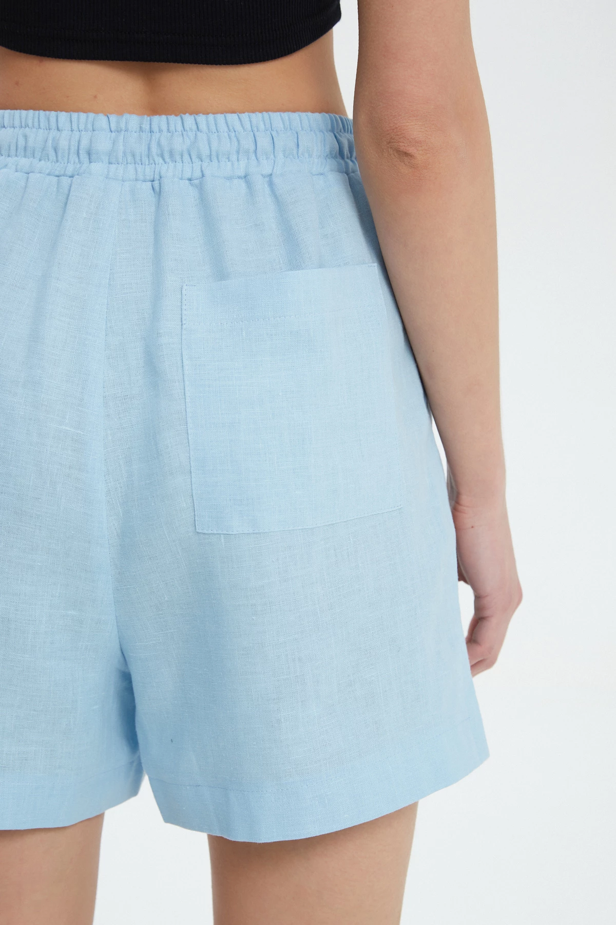 Blue loose-fit shorts made of 100% linen, photo 3