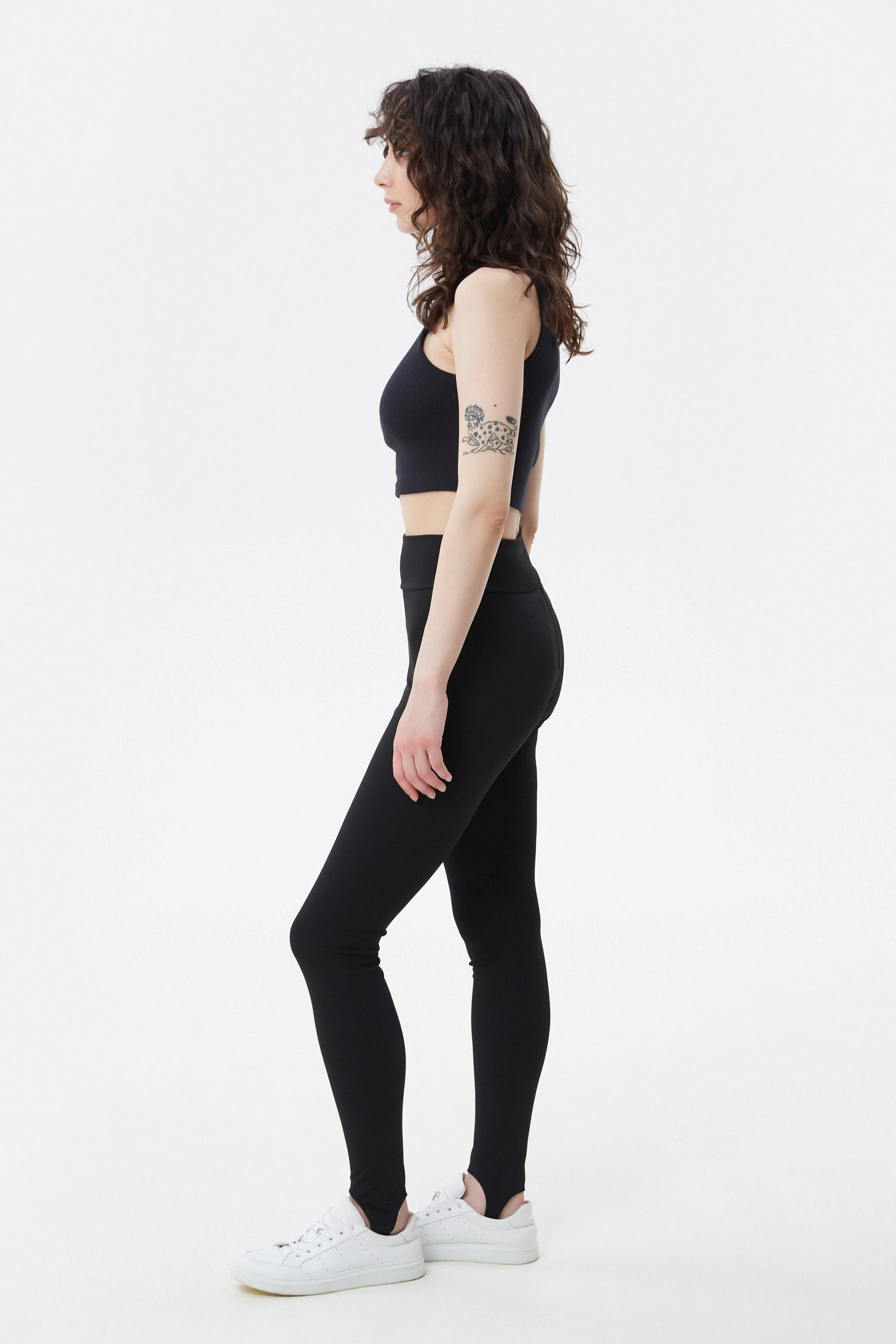 Black high-waisted stirrup leggings, photo 2