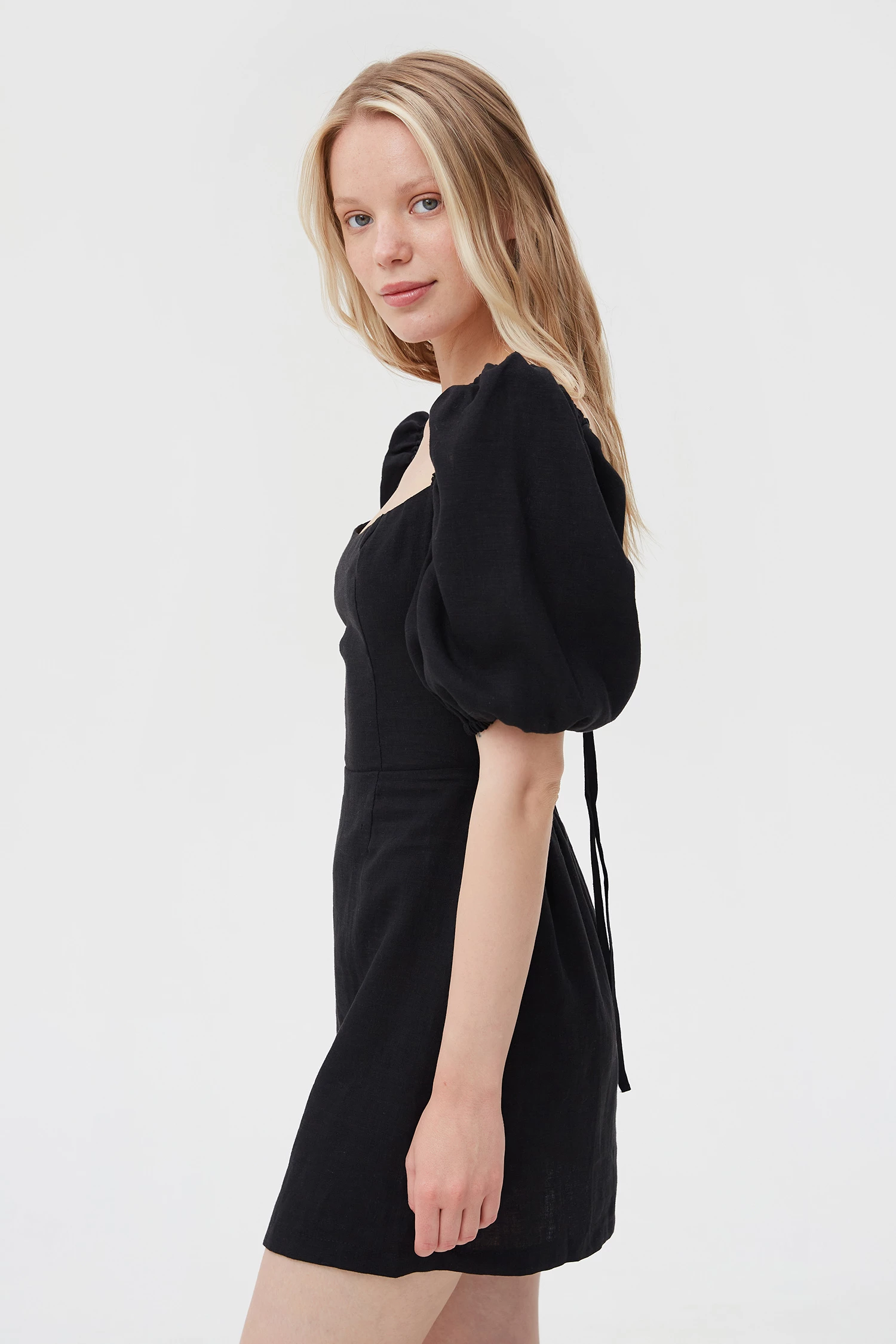 Black short open-back linen dress, photo 4
