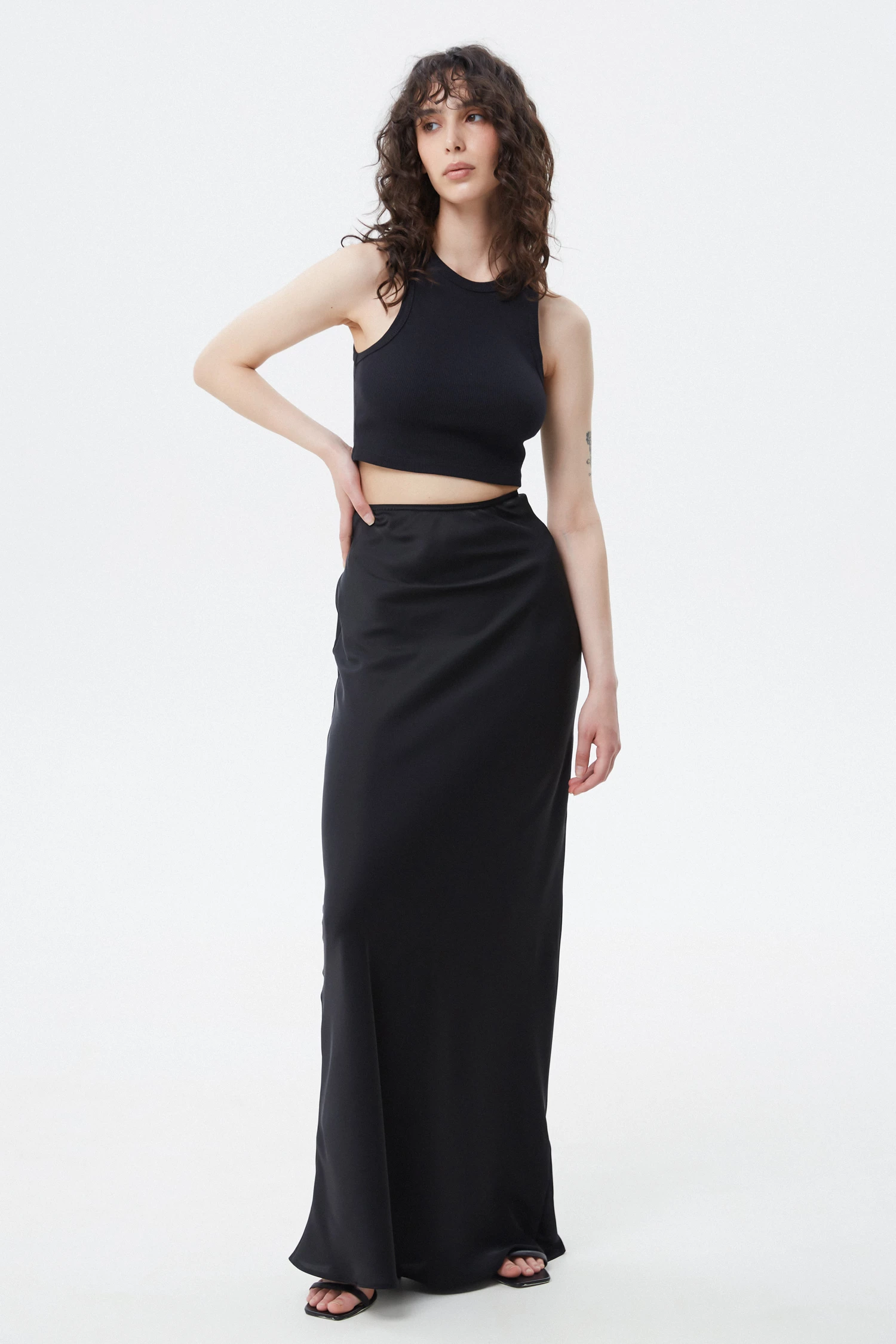 Черная сатиновая юбка макси, фото 1