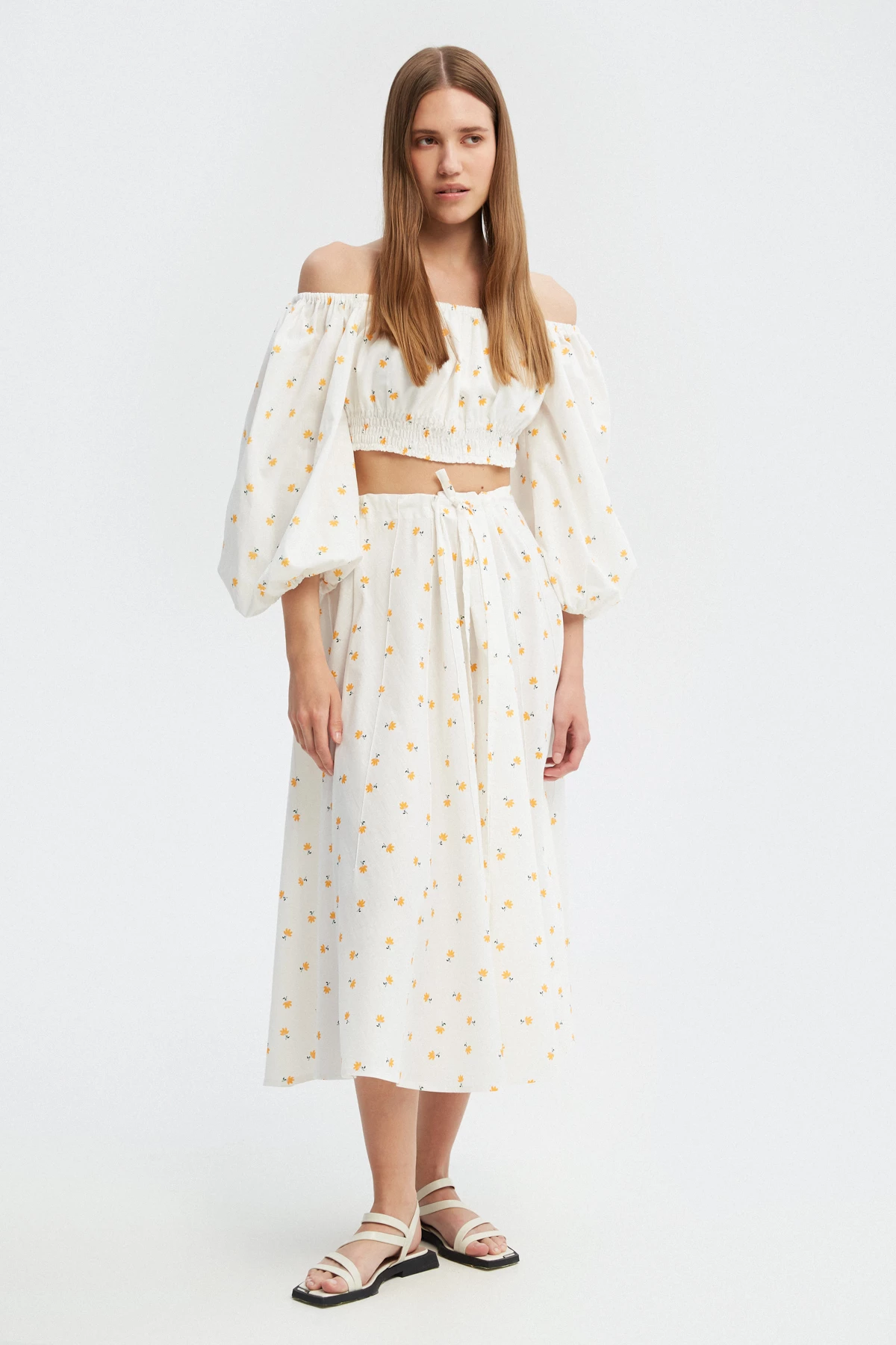 White cotton midi skirt with yellow flowers print, photo 1