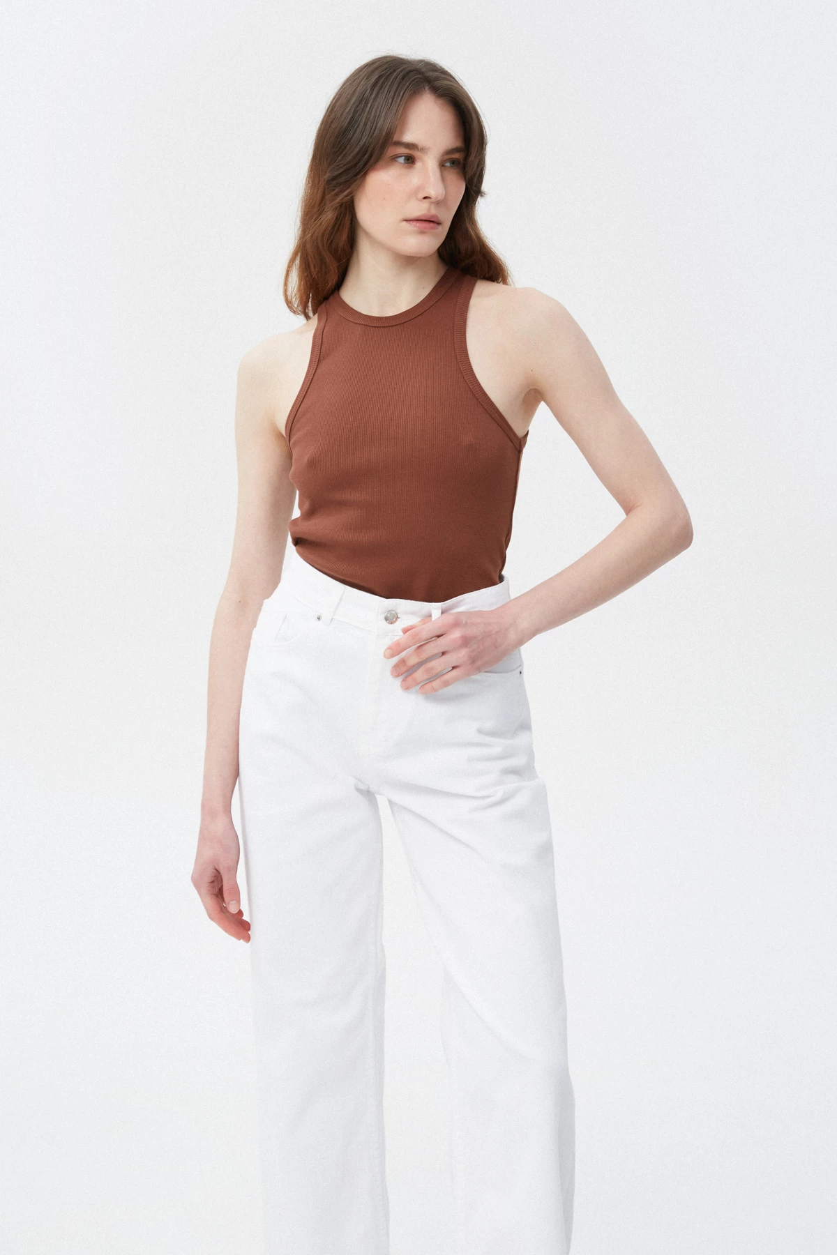 Chocolate cotton ribbed tank top with an oval neckline, photo 1