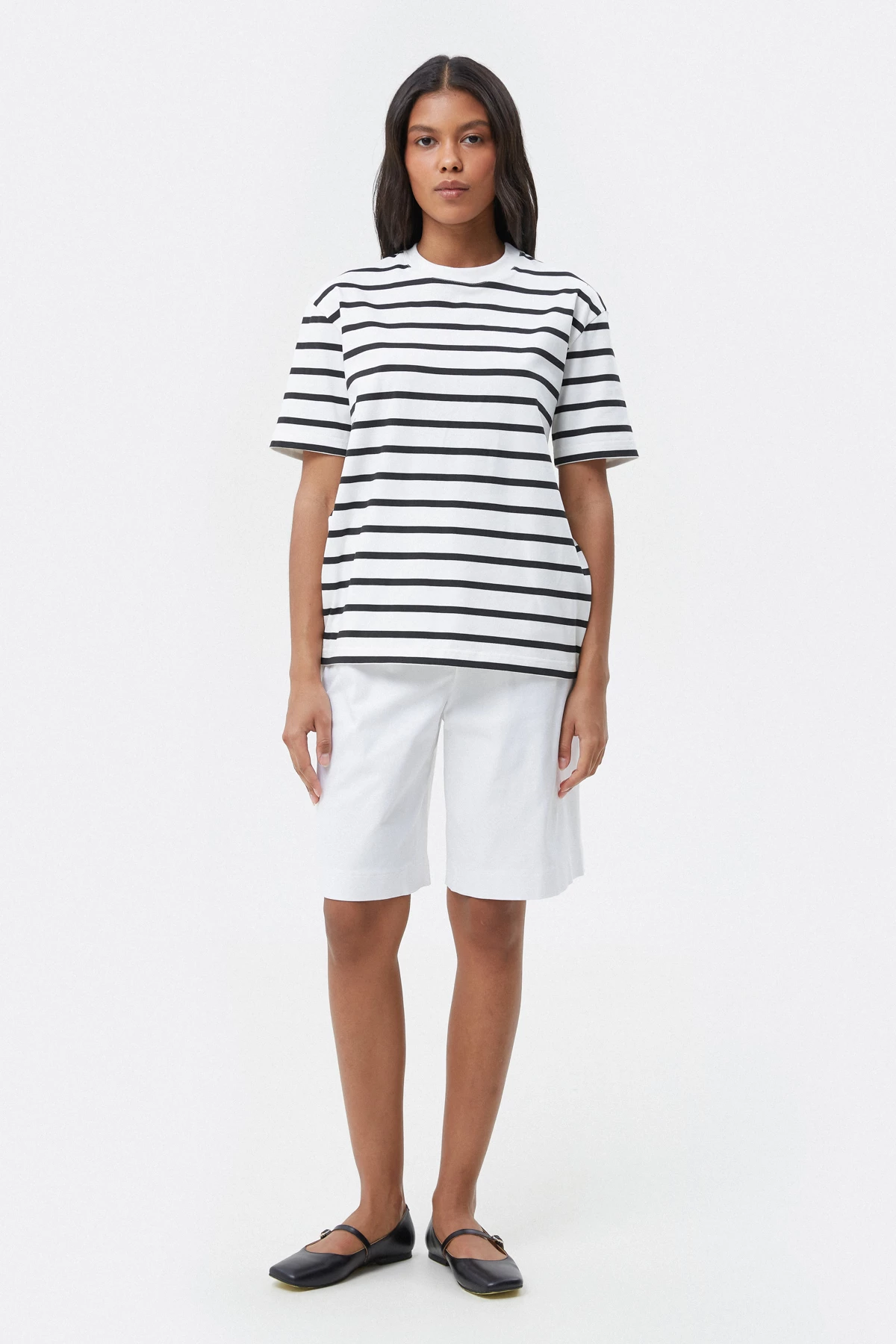 Cotton T-shirt with black stripes, photo 2