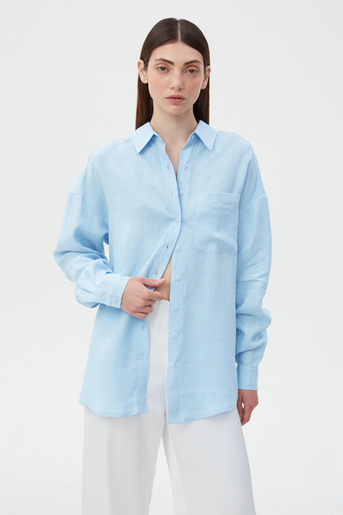 Blue loose-fit linen shirt , photo 1