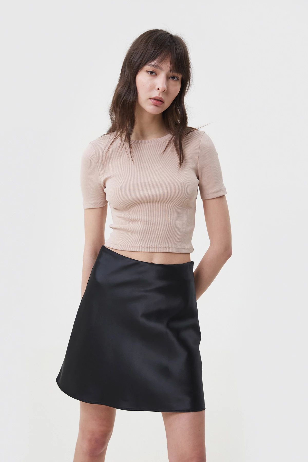 Black short satin skirt, photo 1