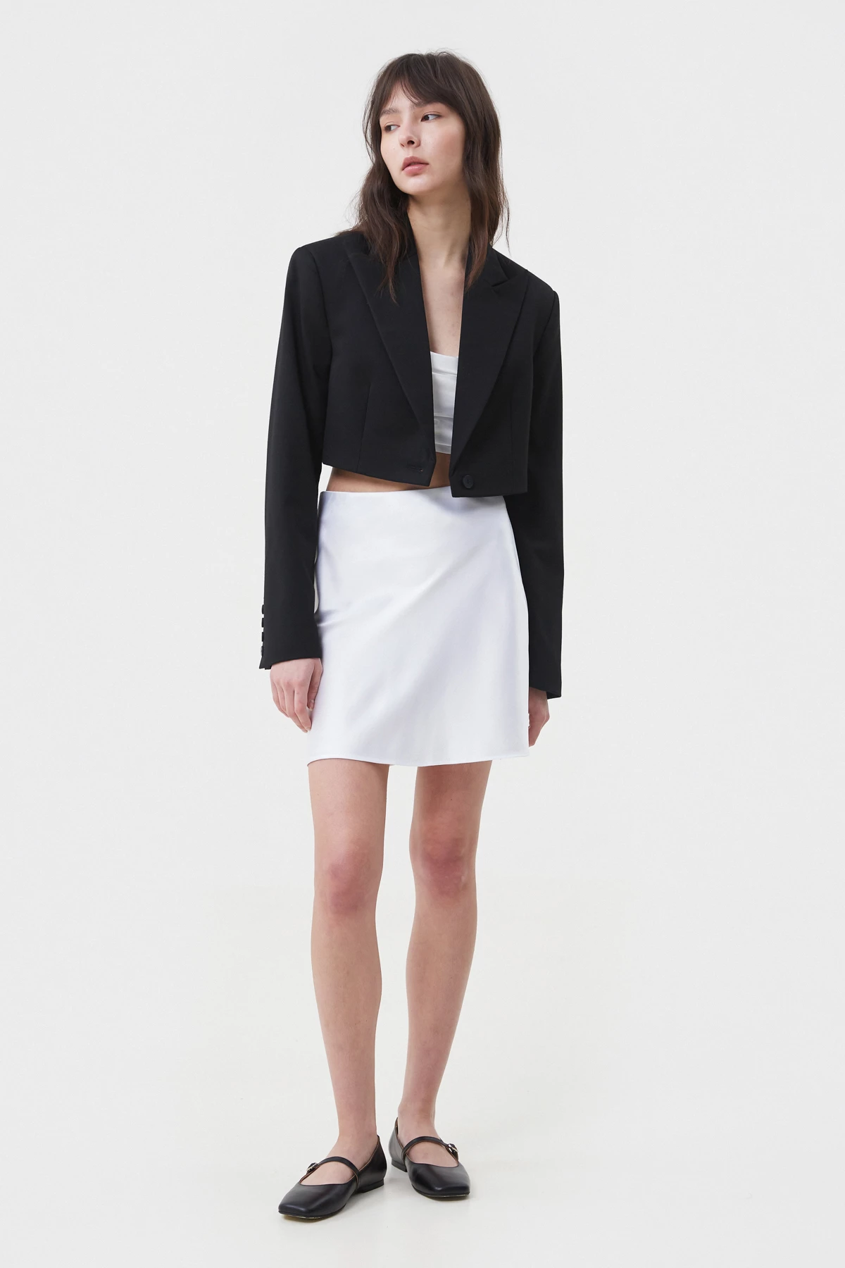 White short satin skirt, photo 2