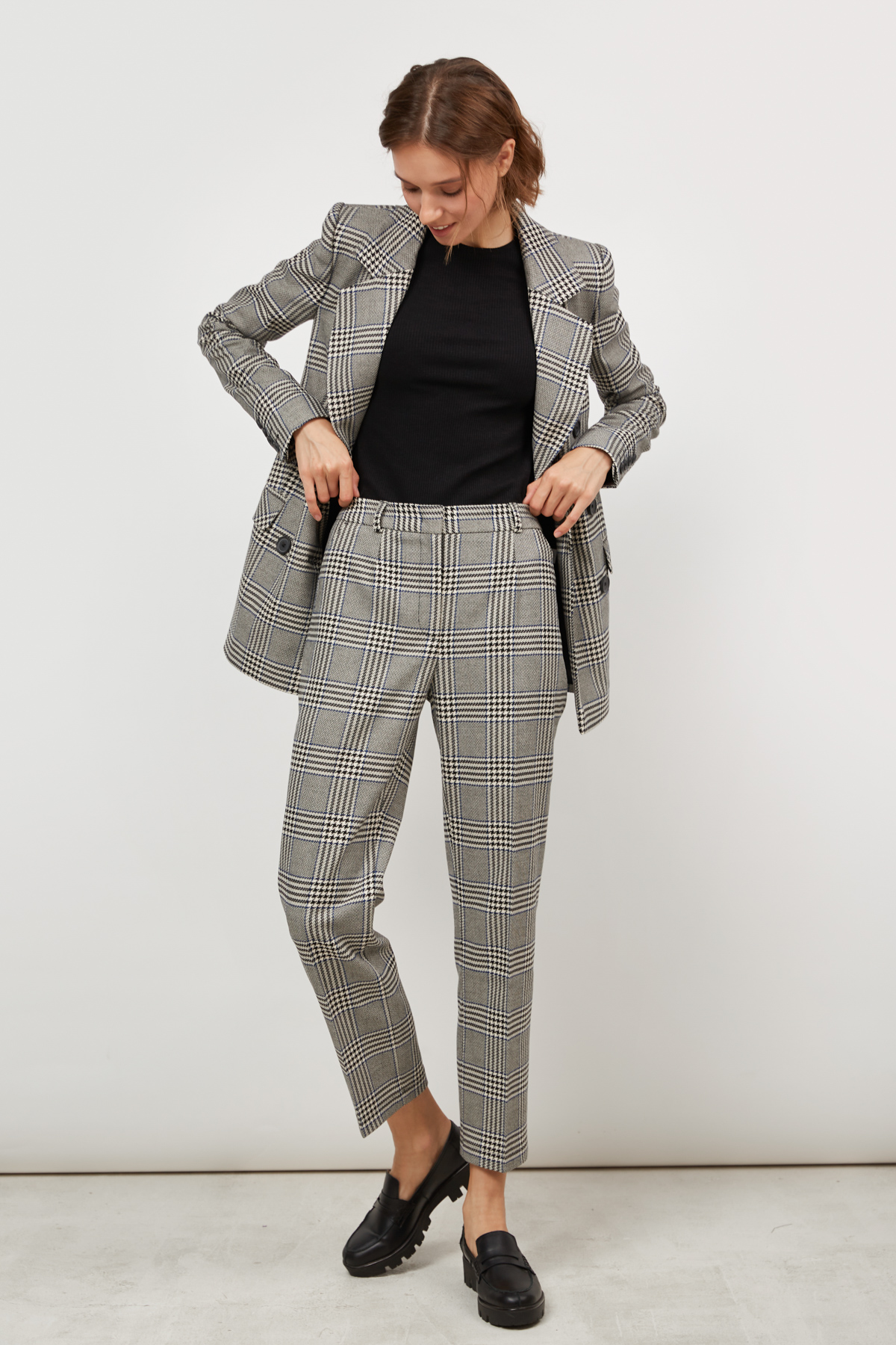 ESPRIT - Chequered cropped trousers at our online shop