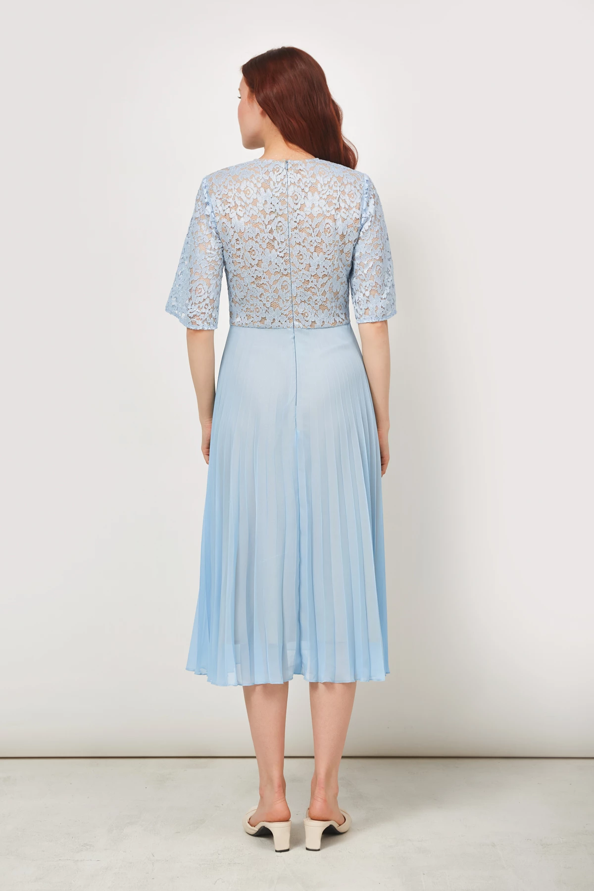 Midi dress in blue lace and chiffon , photo 5