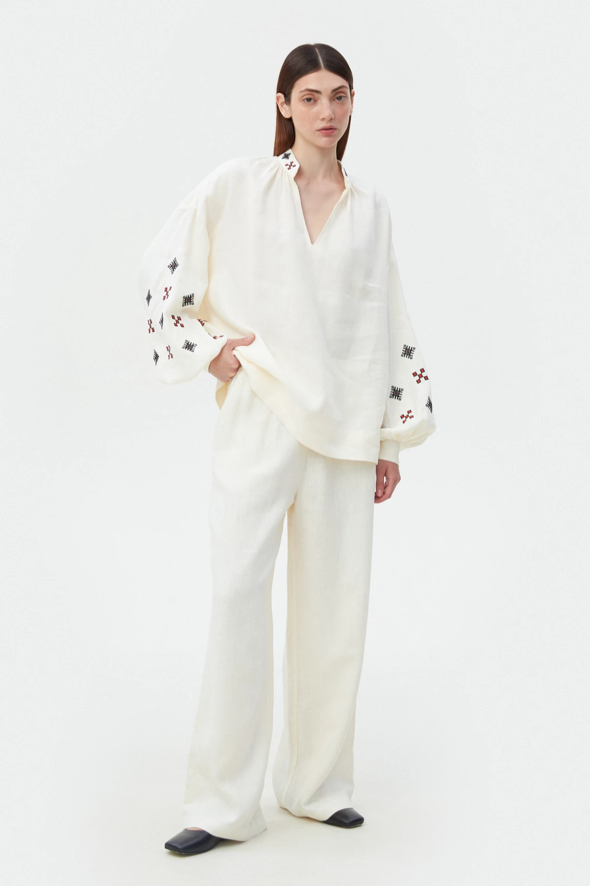 Milky linen vyshyvanka shirt with geometric embroidery, photo 2