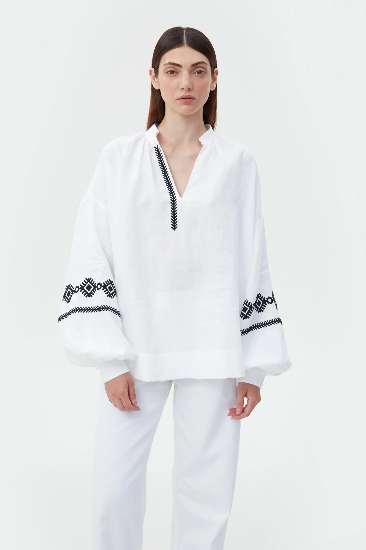 White linen vyshyvanka shirt with floral embroidery, photo 1