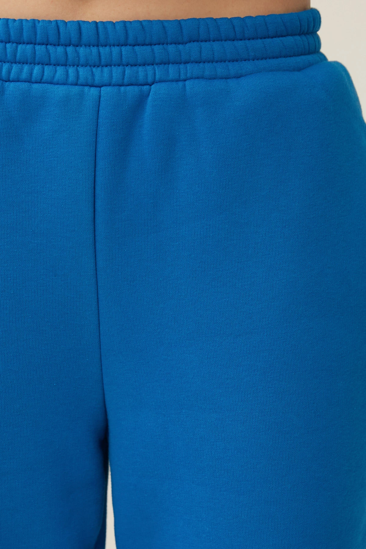 Укорочені сині джогери з трикотажу на флісі, фото 4