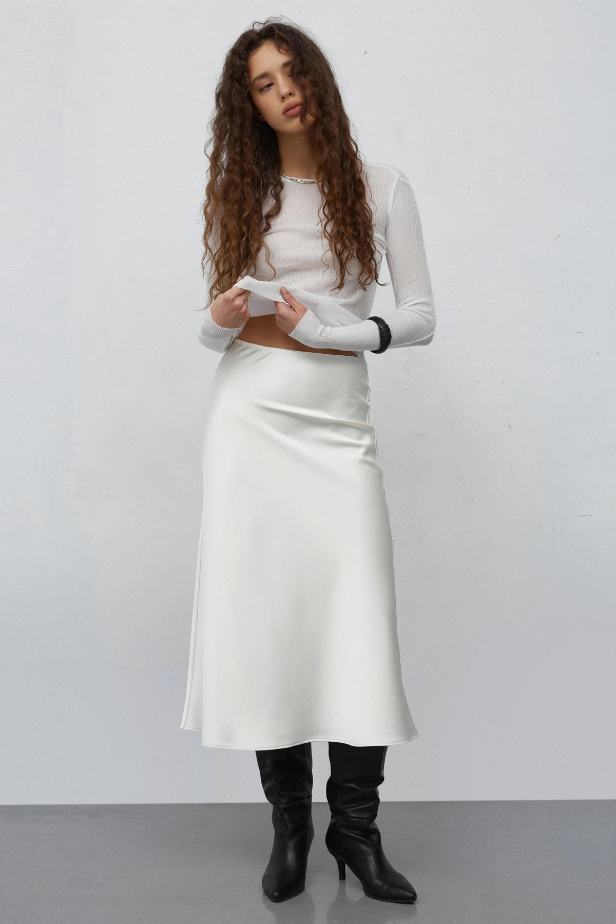 Milky white satin midi skirt, photo 2