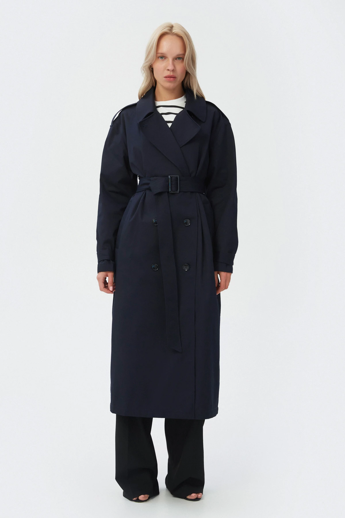 Dark blue water-repellent cotton trench coat, photo 4