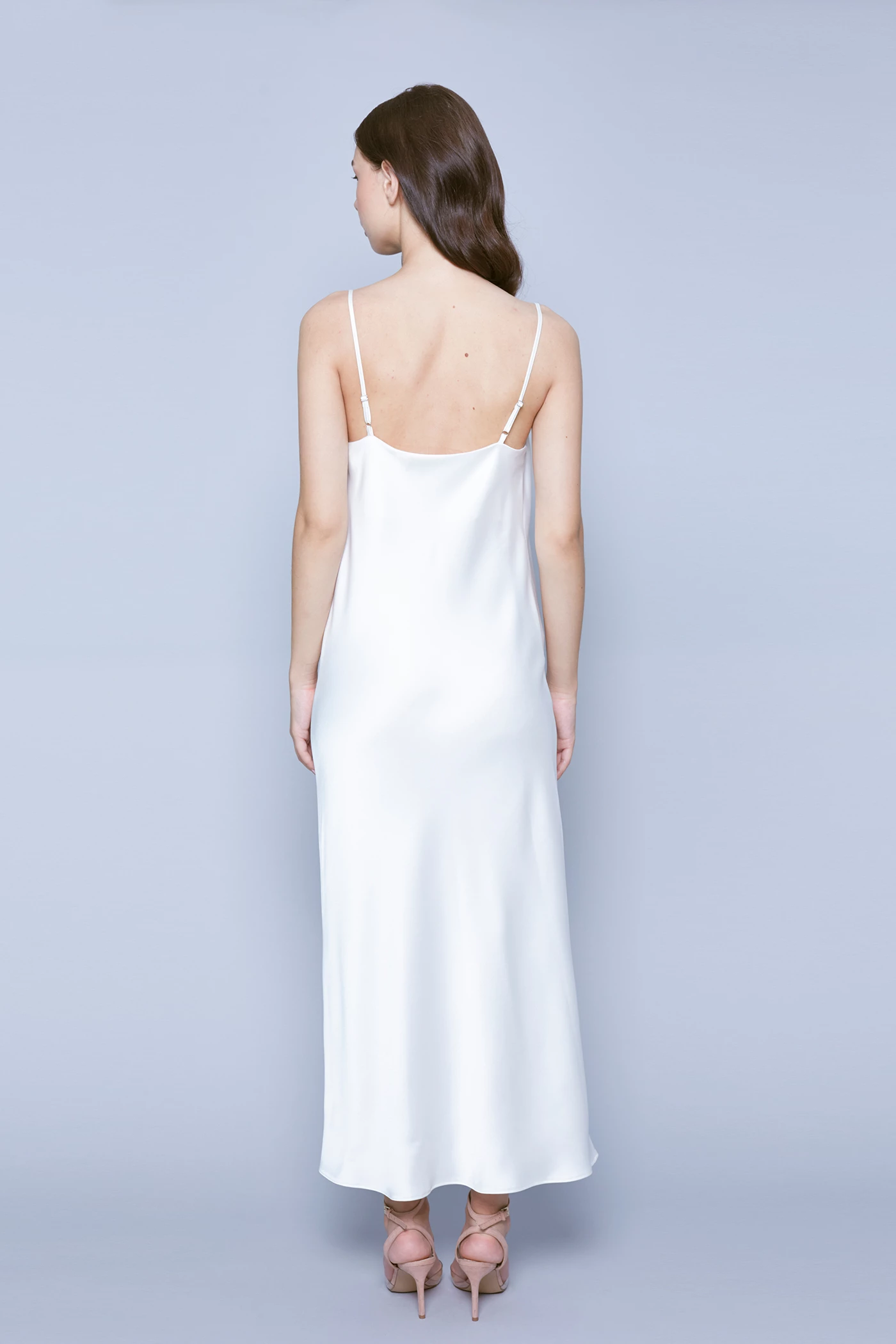 Сукня-комбінація молочного кольору зі складкою в області декольте, фото 4
