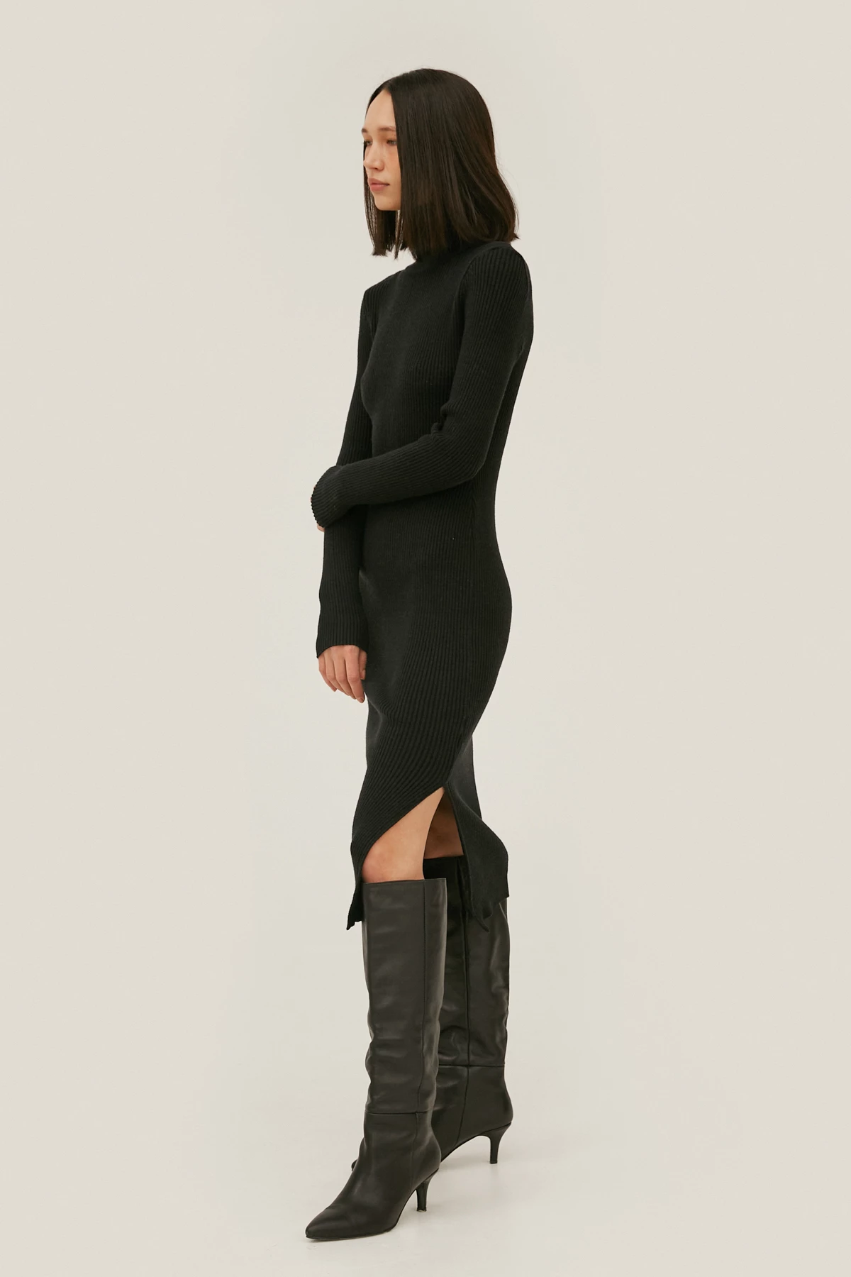 Knitted black dress with neckline and viscose, photo 3