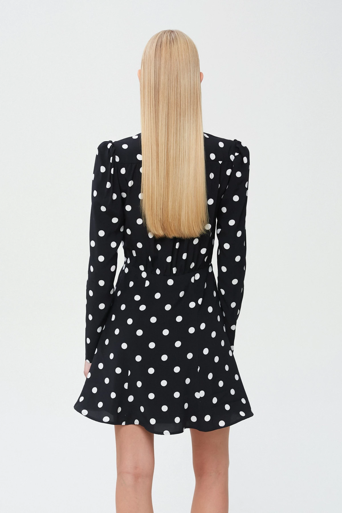 Short black viscose dress with polka dot print, photo 5