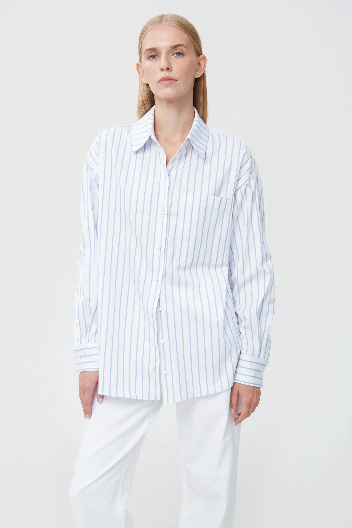 Біла сорочка в світло-блакитну смужку з бавовною, фото 3