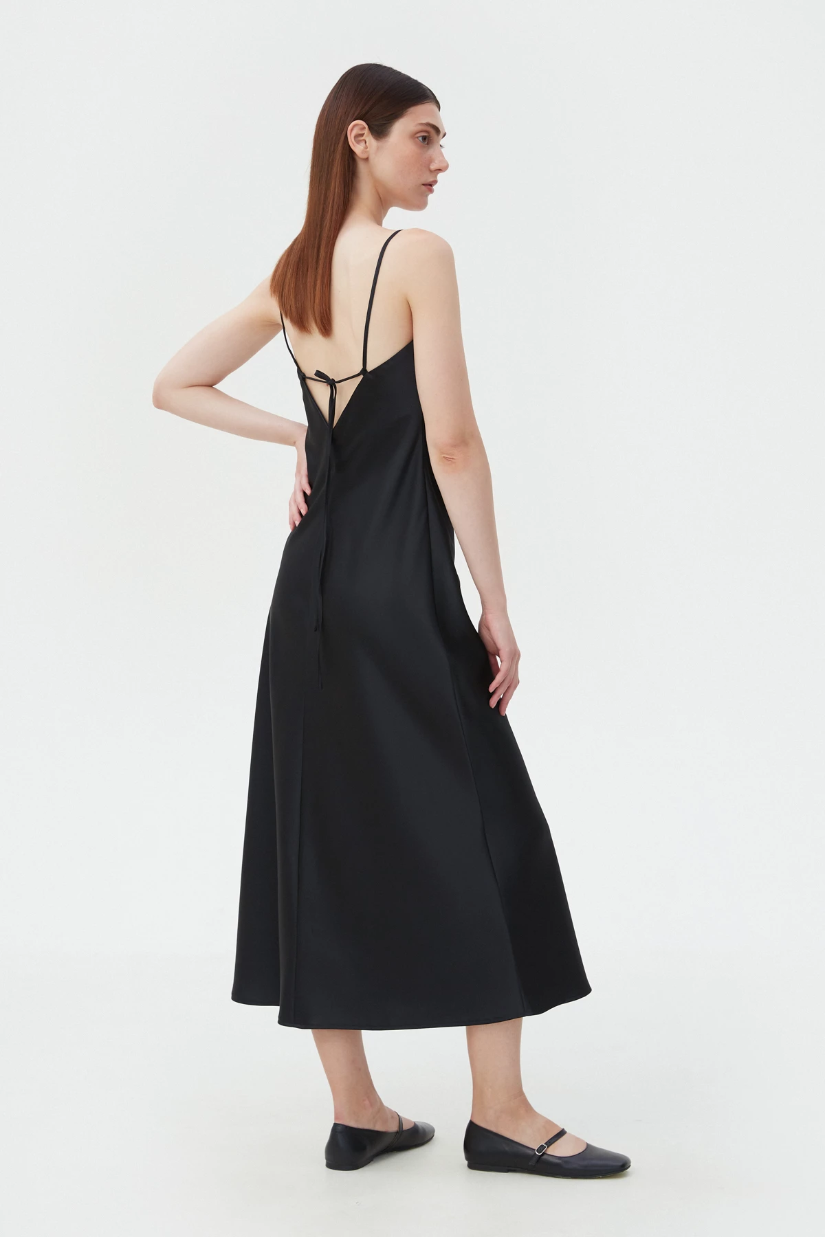 Чорна сатинова сукня довге міді з відкритою спиною, фото 3