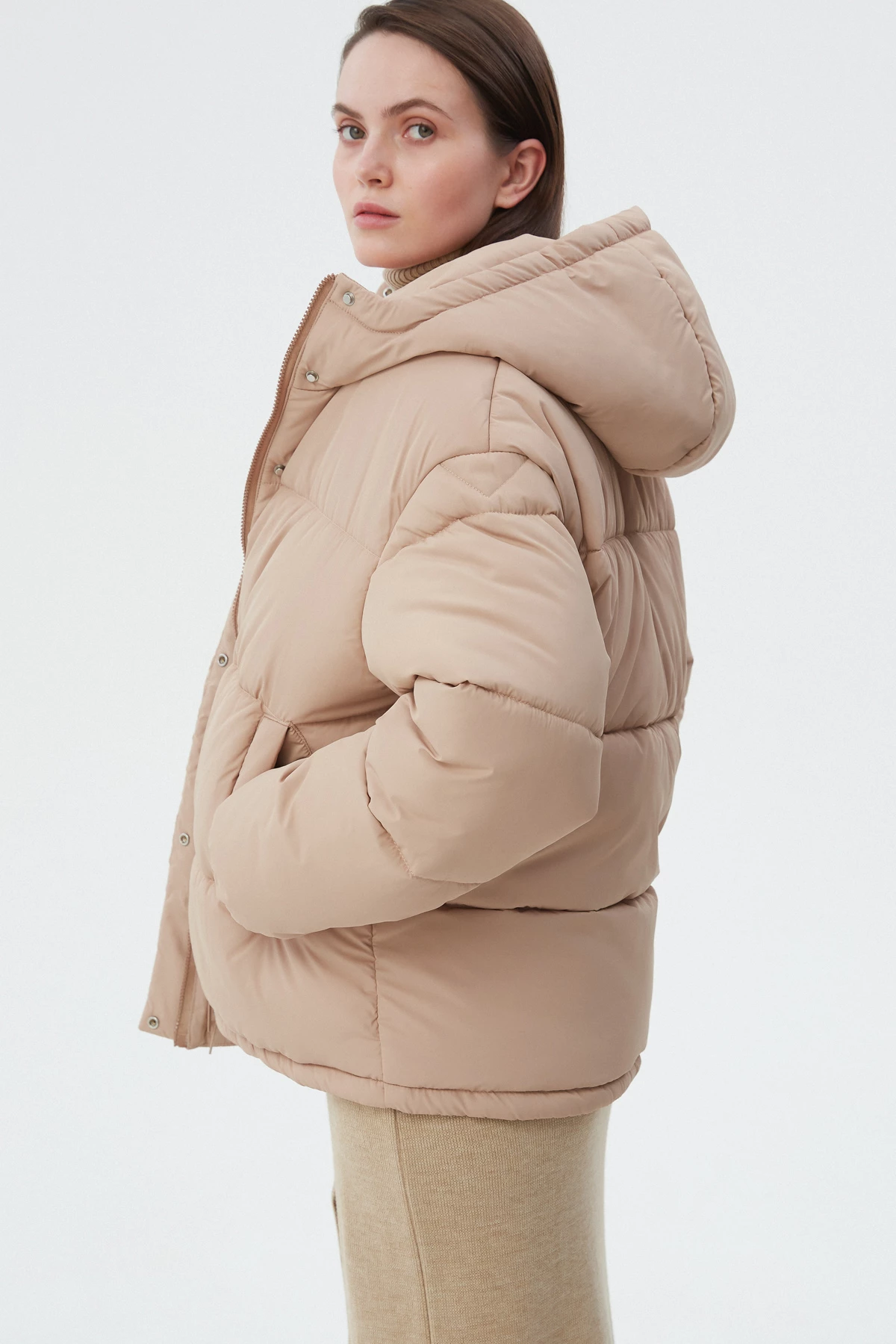 Beige quilted jacket with eco-down, photo 2