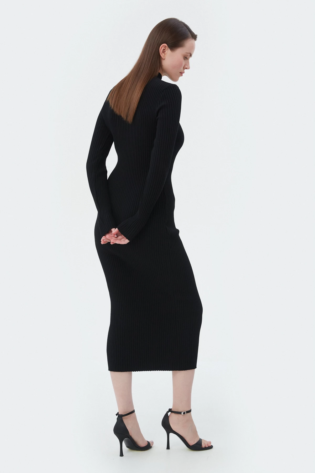 Чорна в'язана сукня міді в рубчик з віскозою, фото 3