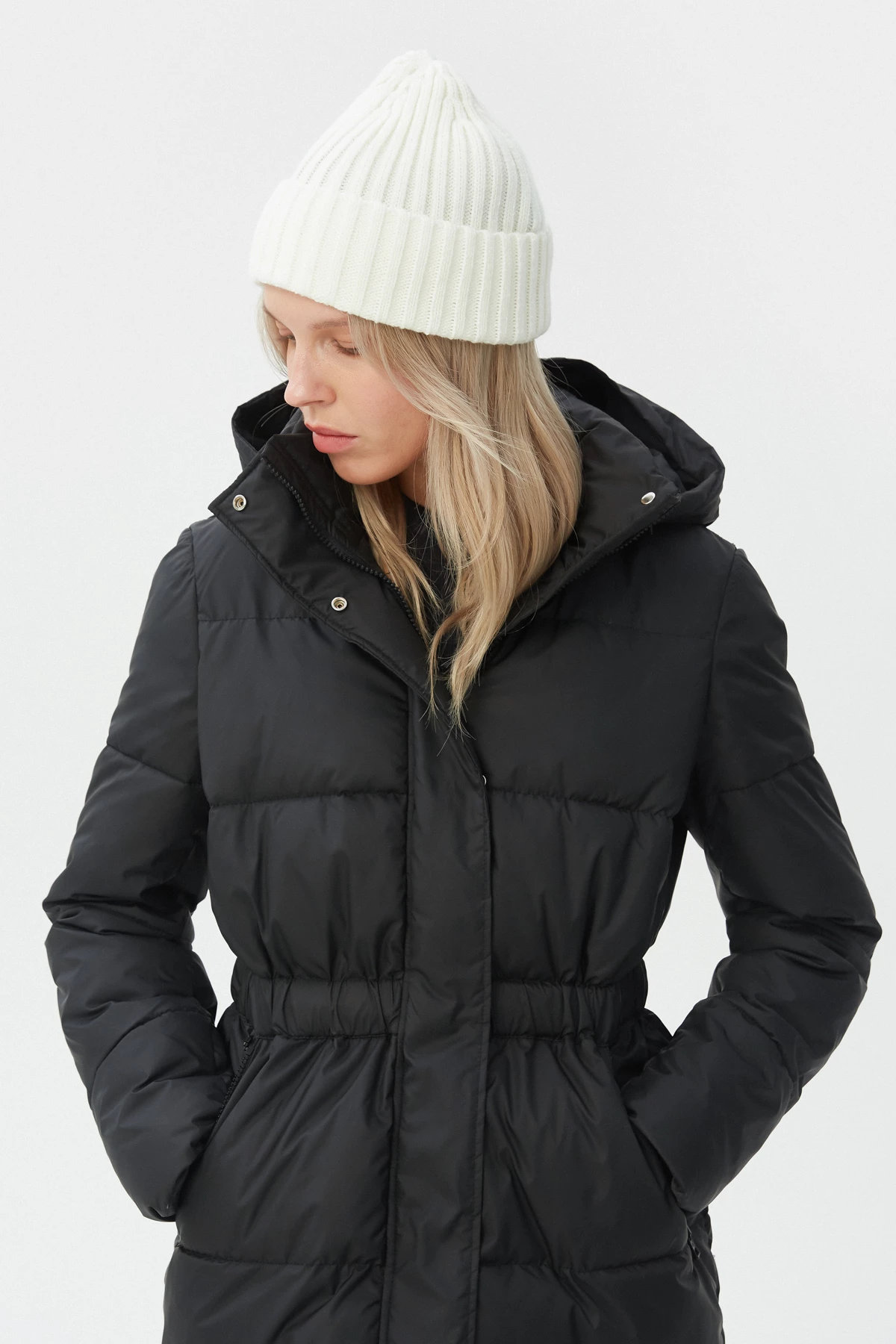 Black jacket with accent waist and insulation, photo 7