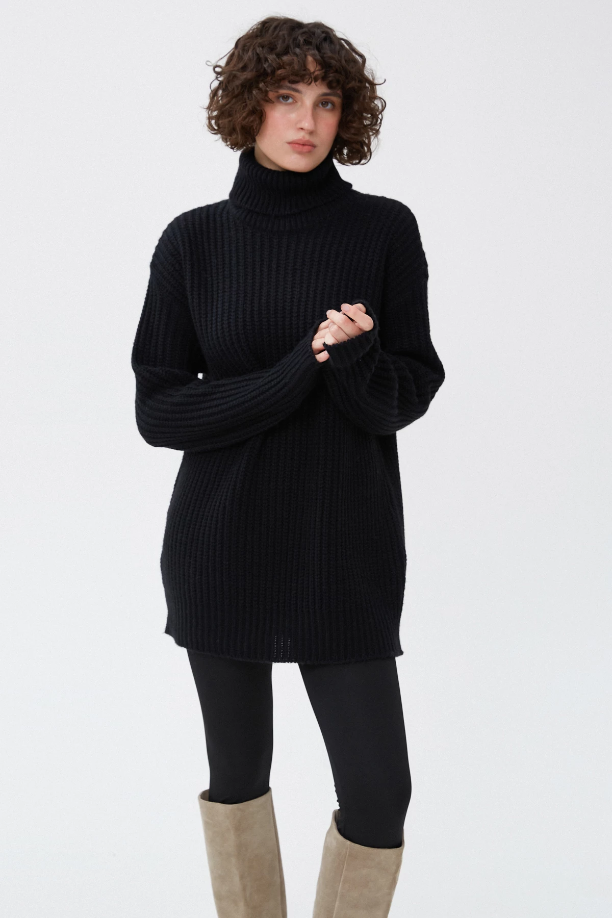 Чорна в'язана сукня-светр з вовною, фото 1