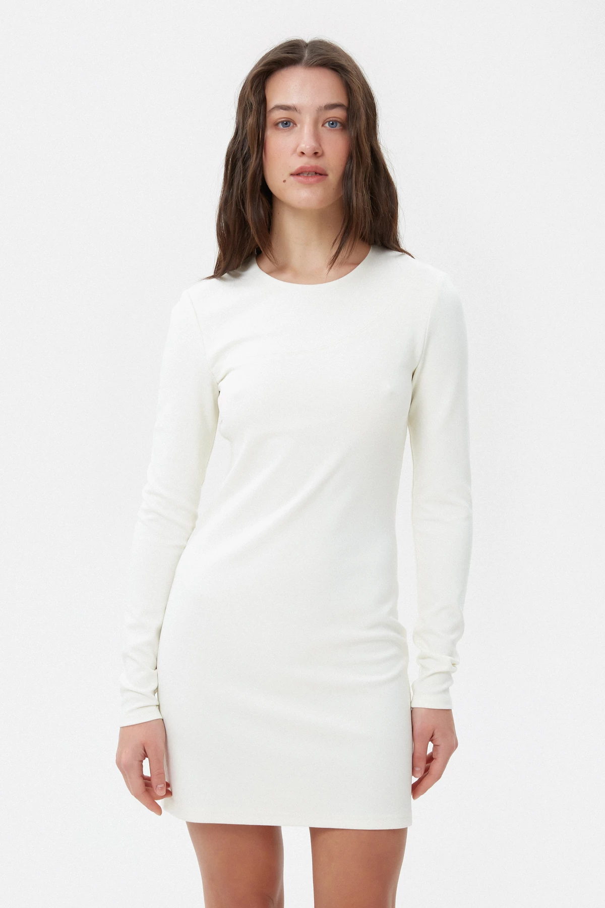 Short milky dress of dense knitwear with viscose, photo 1